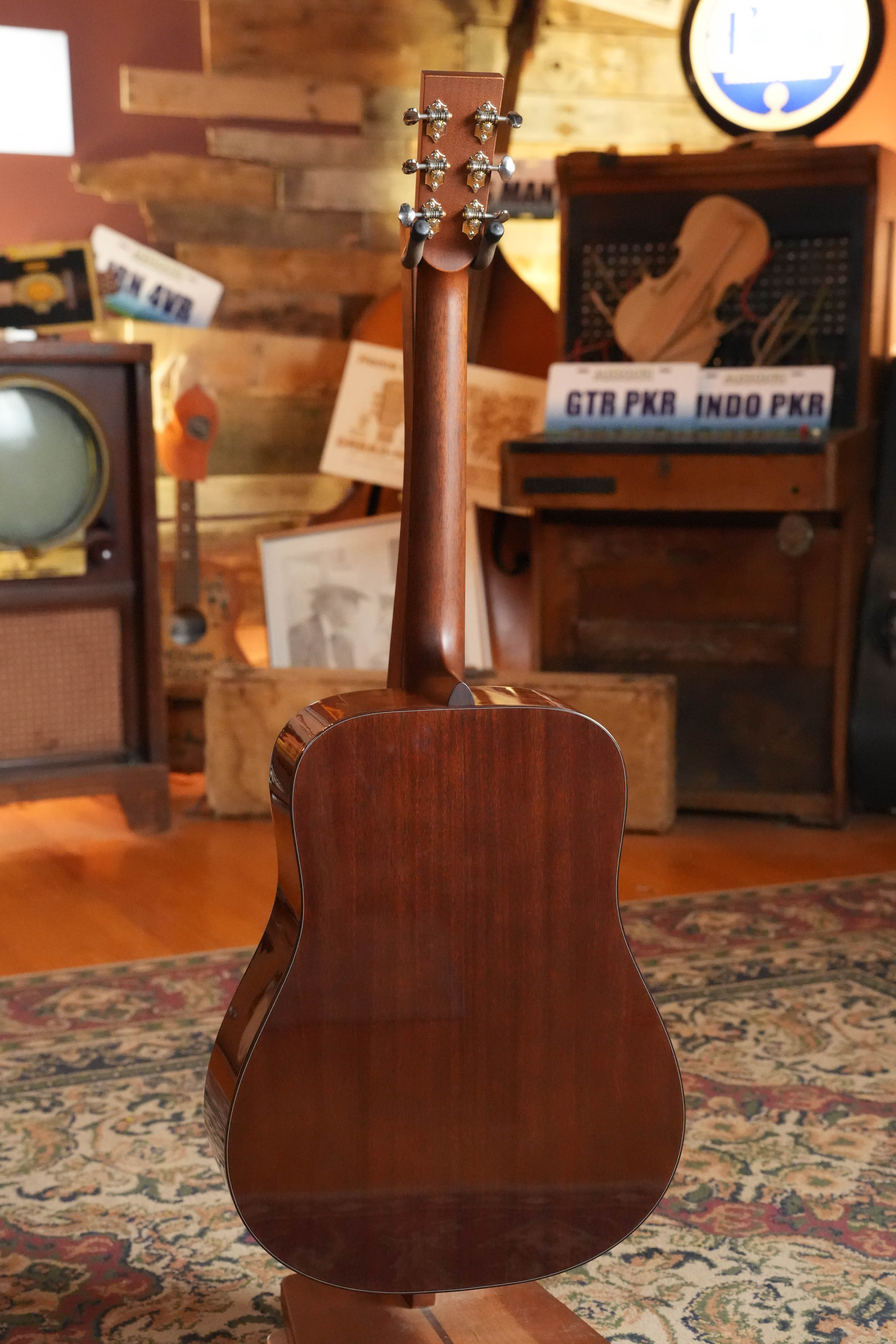 *New 2026 Model* Boucher BG-42T-BG Torrefied Adirondack/Torrefied Mahogany Bluegrass Goose Ambertone Burst Gold Pack Dreadnought Acoustic Guitar #1072