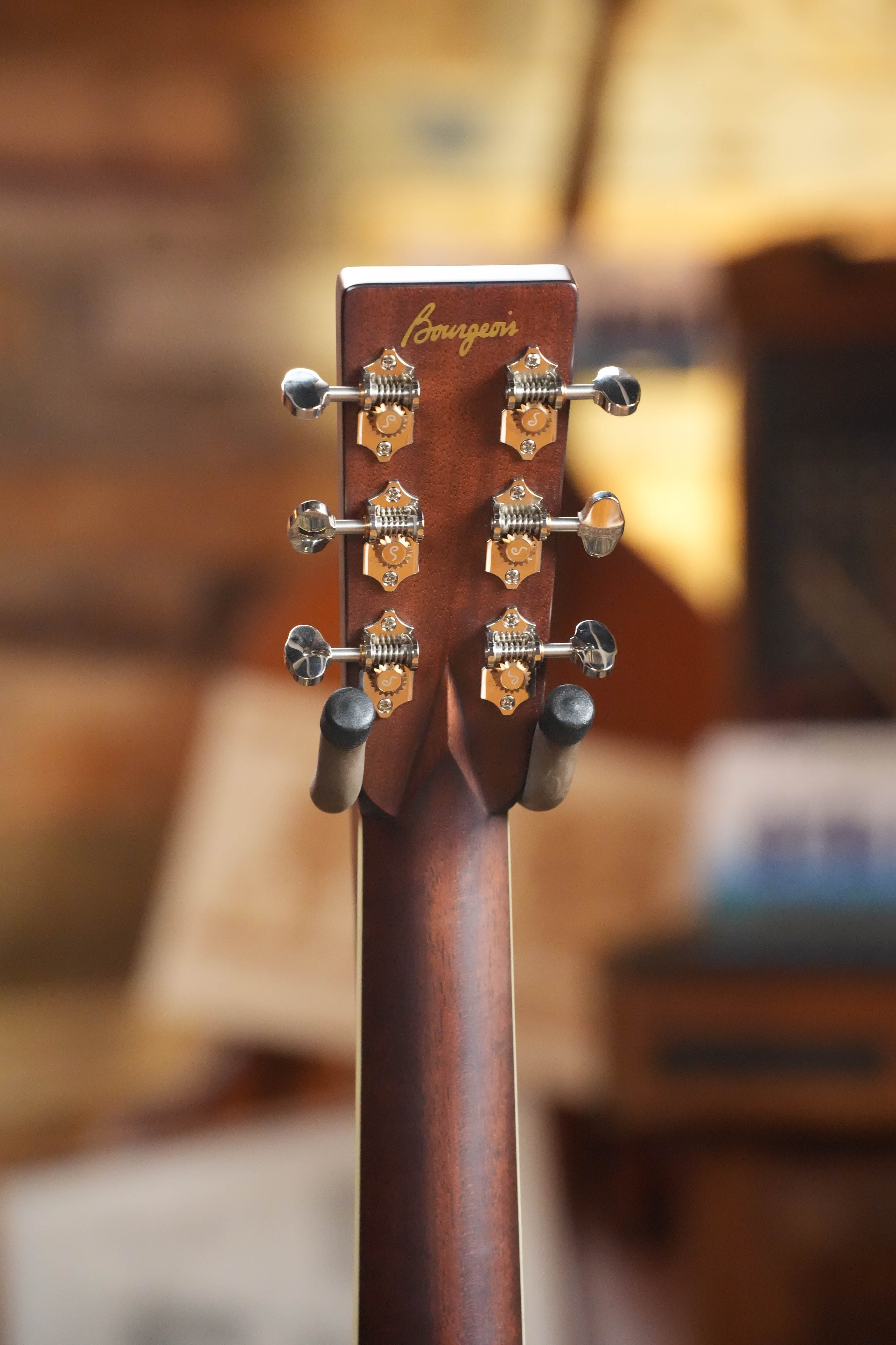 *New 2026 Model* Bourgeois Large Soundhole Touchstone Series OM Acoustic Guitar #1303