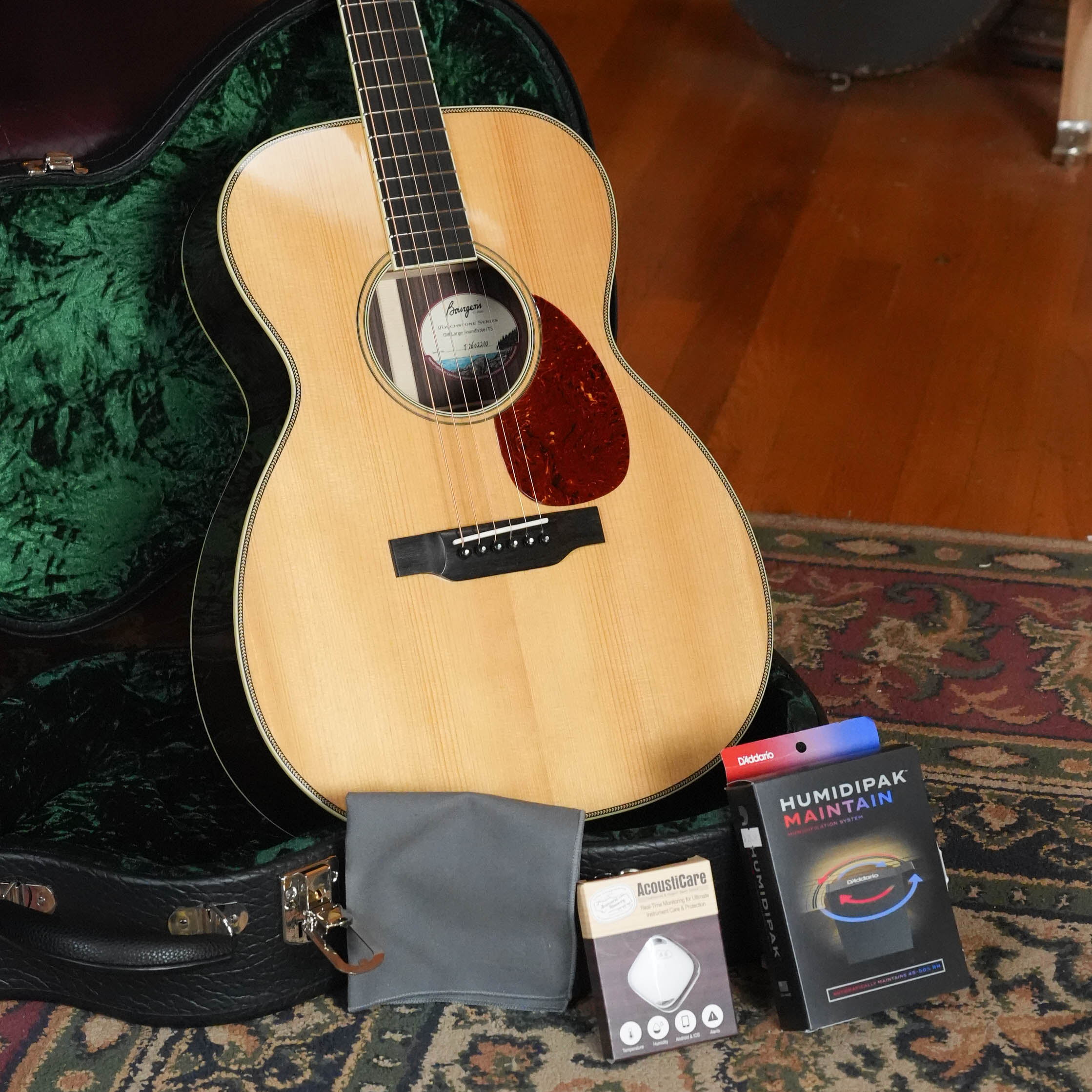 *New 2026 Model* Bourgeois Large Soundhole Touchstone Series OM Acoustic Guitar #2210