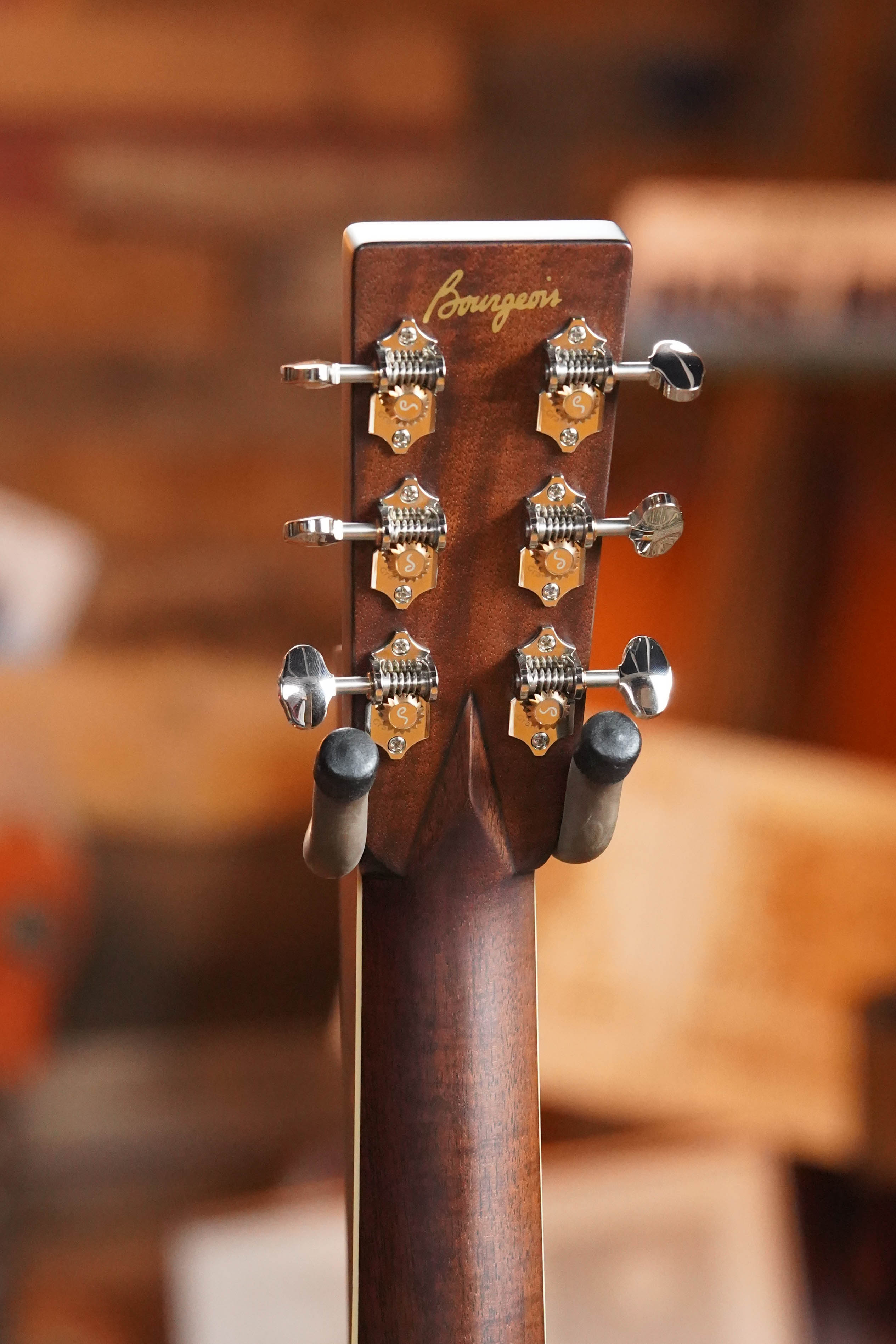*New 2026 Model* Bourgeois Large Soundhole Touchstone Series Thermo-Cured Adirondack/Rosewood OM Acoustic Guitar #3229