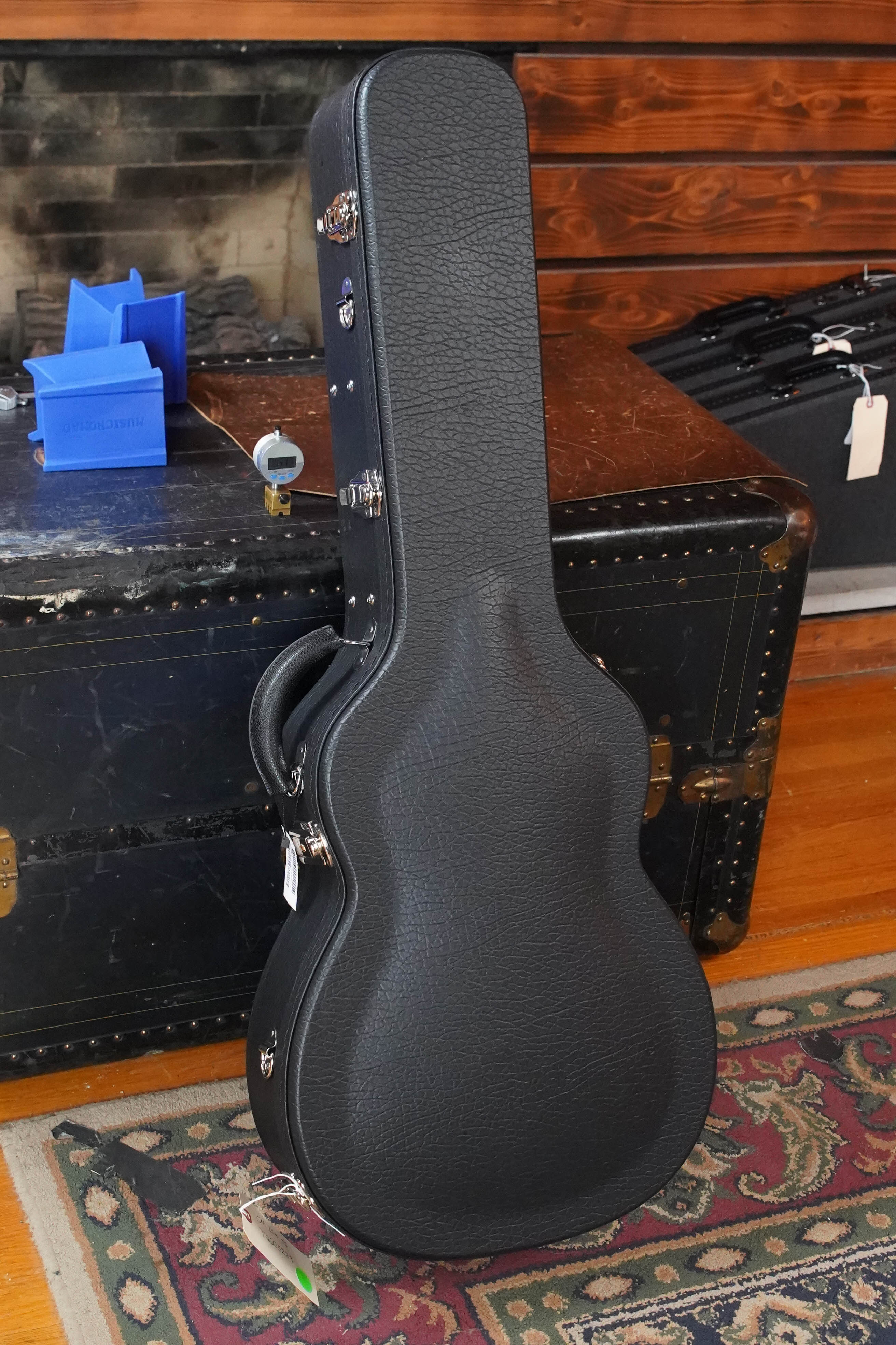 *New 2026 Model* Bourgeois Large Soundhole Touchstone Series Thermo-Cured Adirondack/Rosewood OM Acoustic Guitar #3229