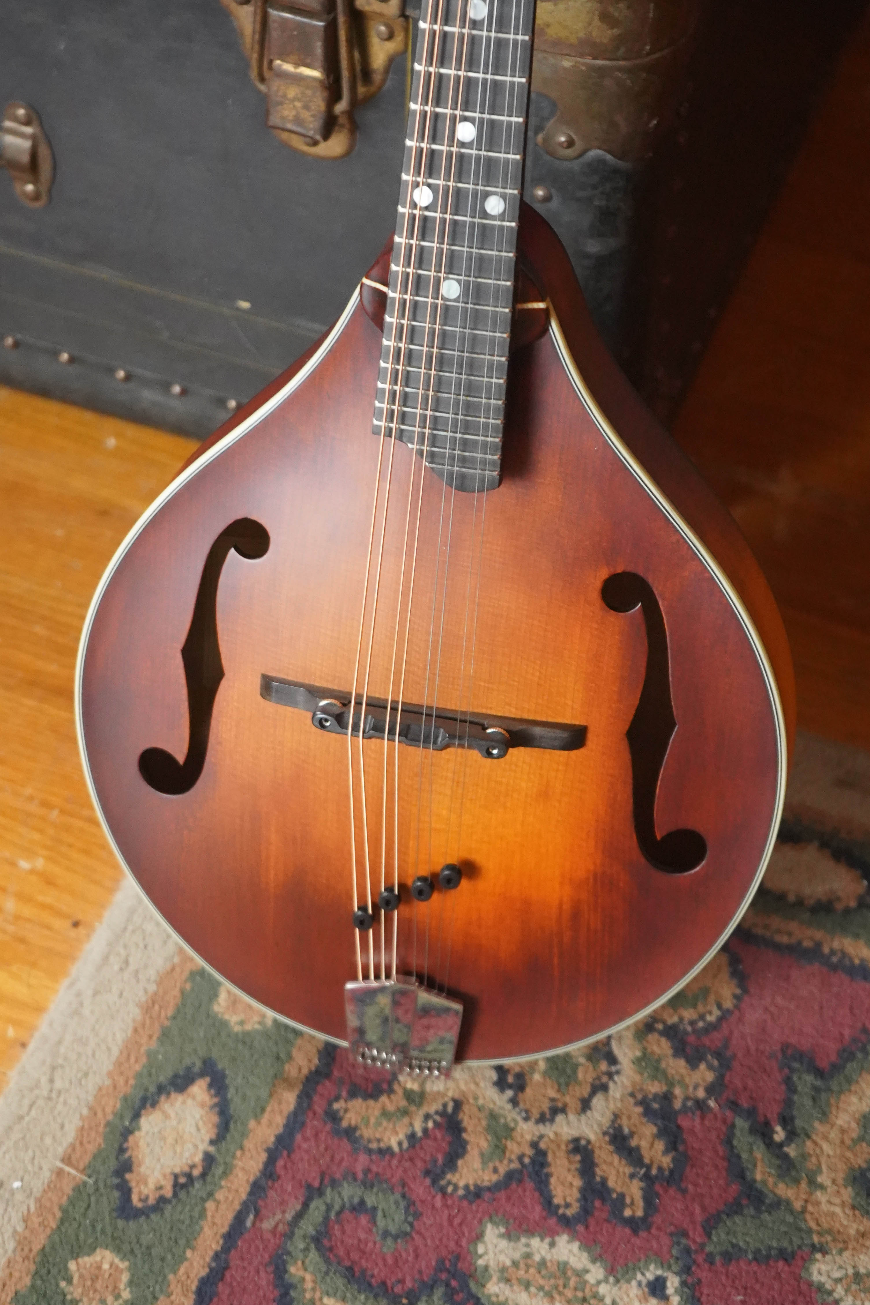 *New 2026 Model* Eastman MD305 Wide Nut Adirondack/Maple A-Style Mandolin #1430