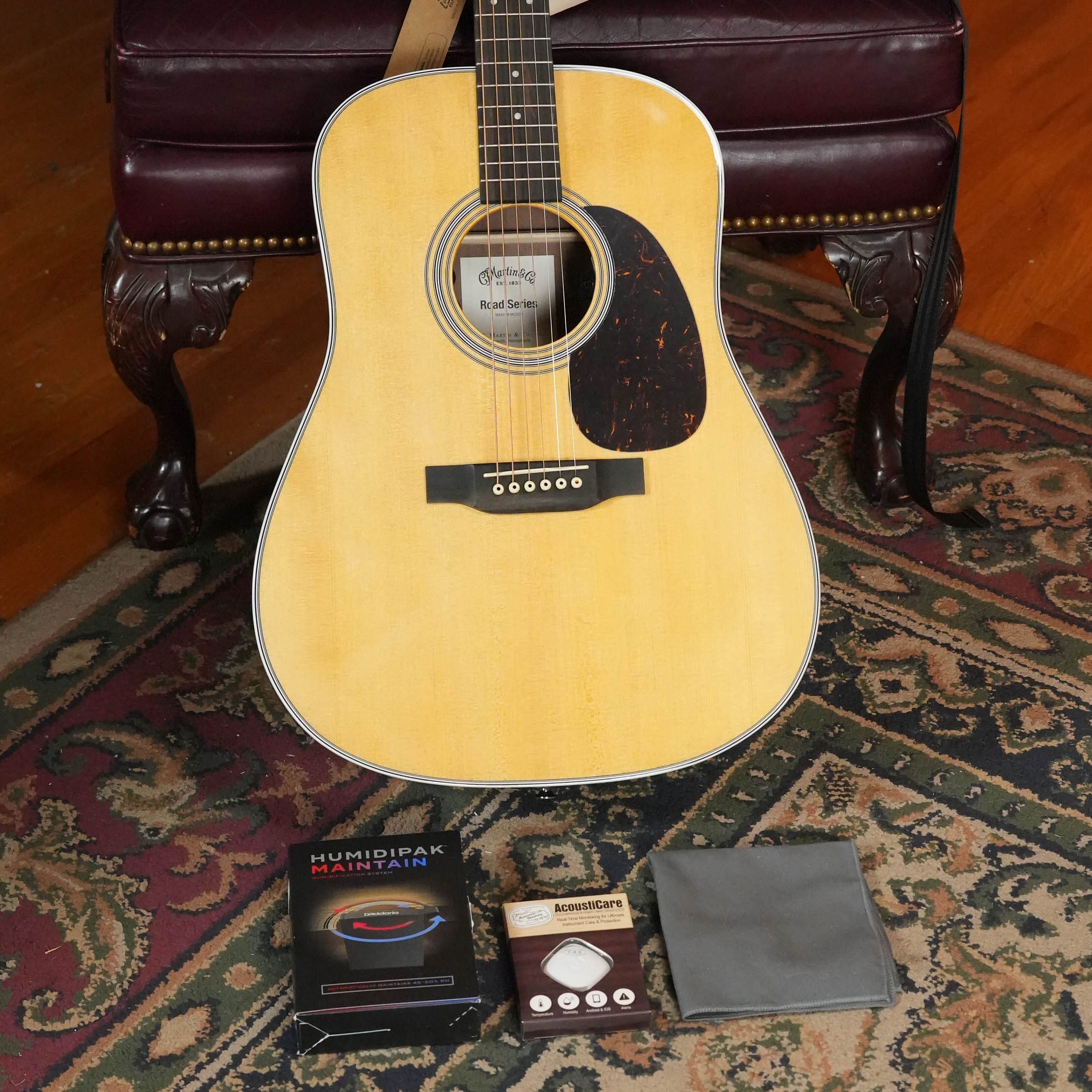 New 2026 Model* Martin D-13E Retro Road Series Dreadnought Guitar w/M