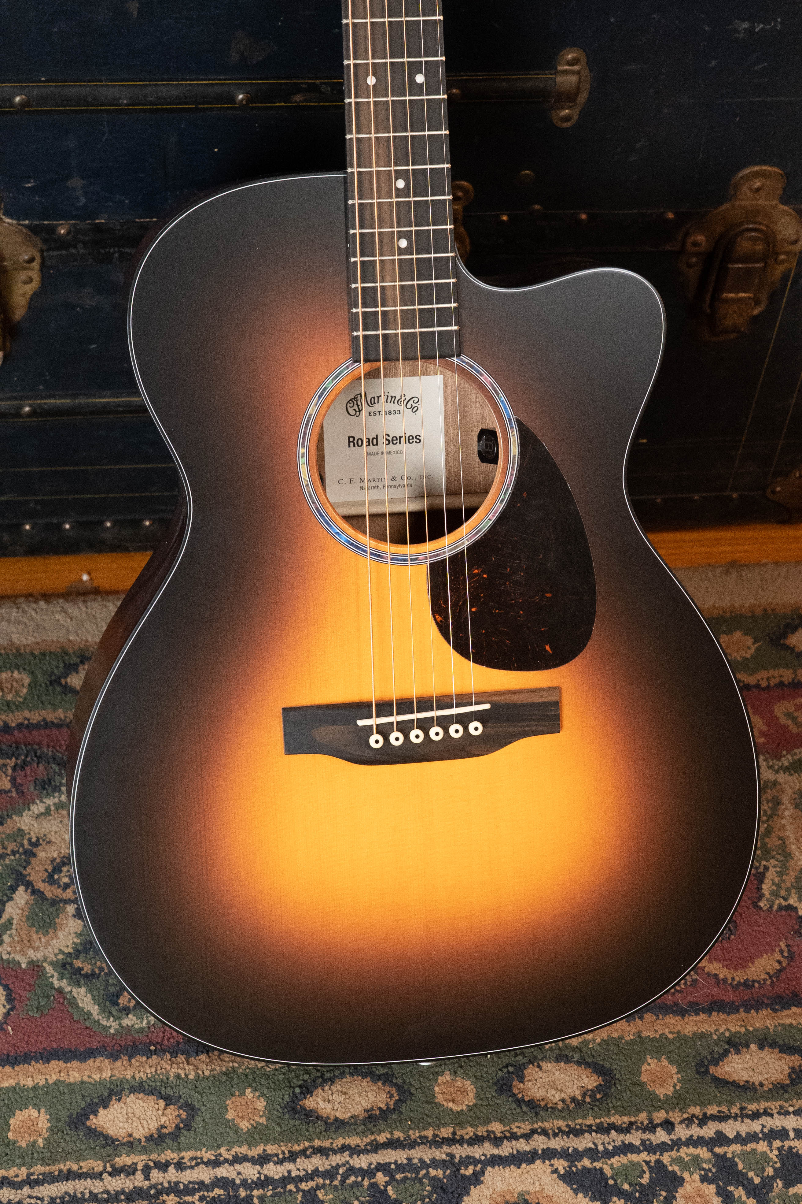 *New 2026 Model* Martin OMC-10E Modern Burst Road Series Spruce/Sapele Orchestra Model Cutaway Guitar w/Martin Electronics #9948