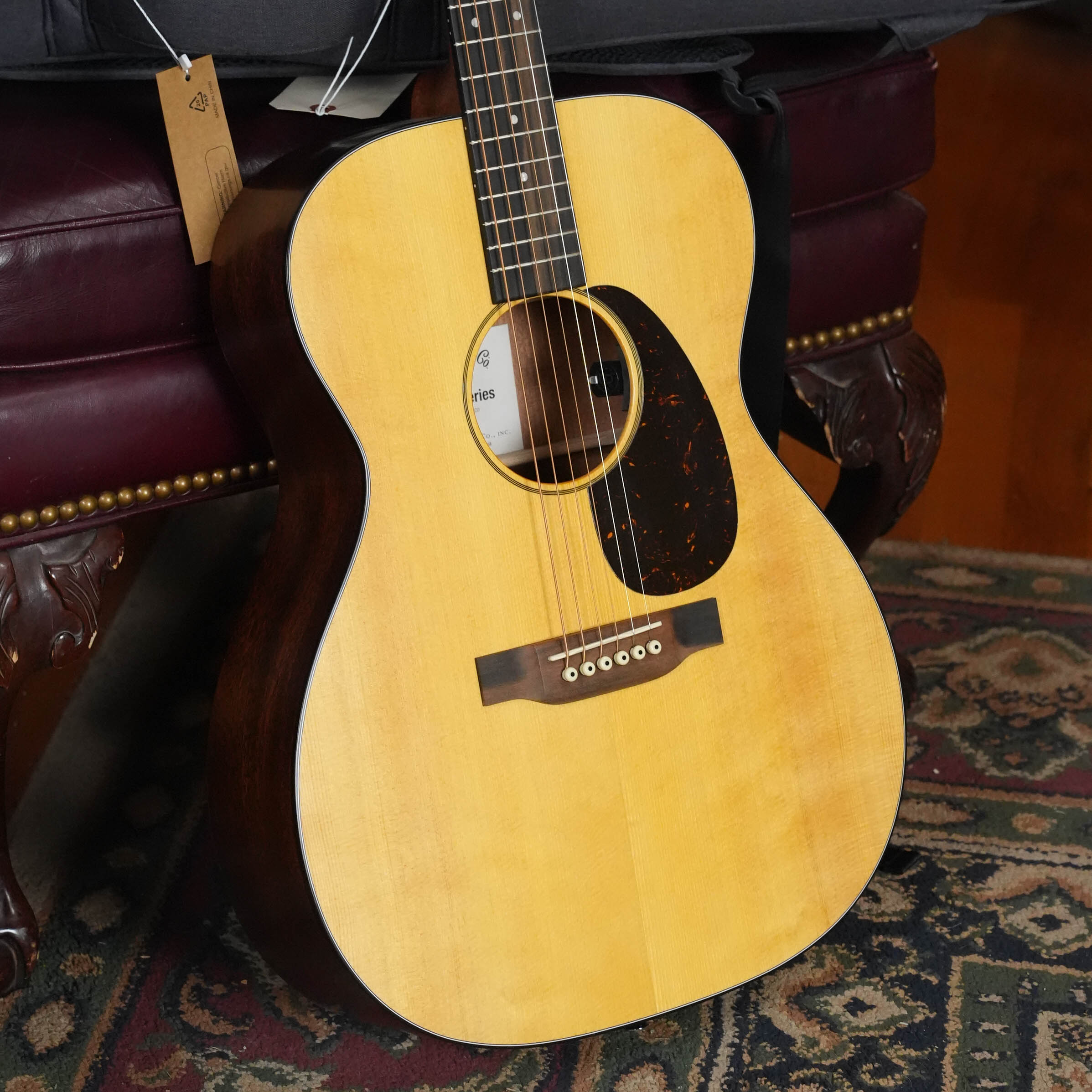 *New 2026 Model* Martin OOO-10E Retro Road Series Spruce/Sapele OOO Guitar w/Martin Electronics #3255