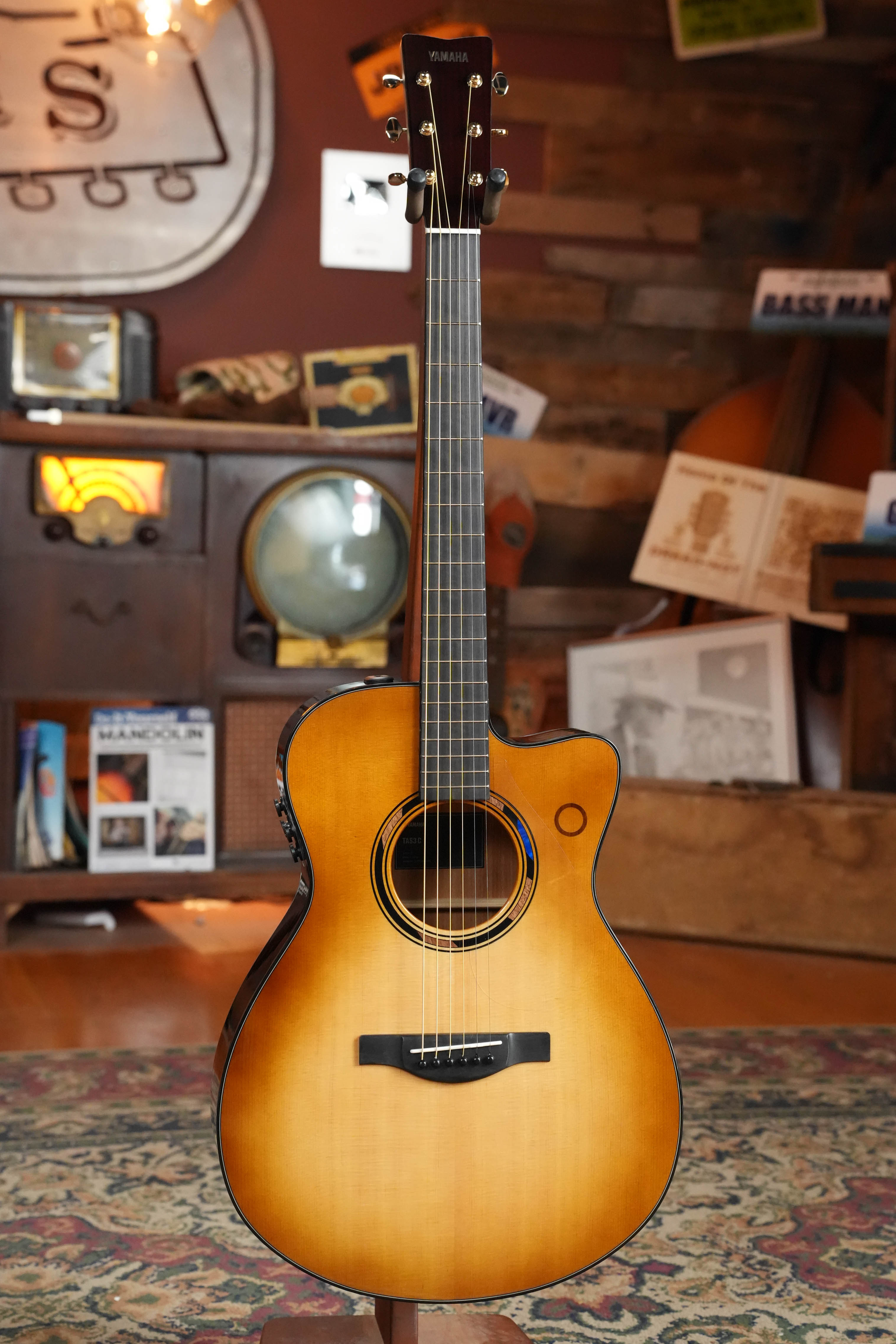 *New 2026 Model* Yamaha TAS3C-SBD Sitka/Mahogany Sandburst Concert Guitar w/the NEWEST TransAcoustic System #0165