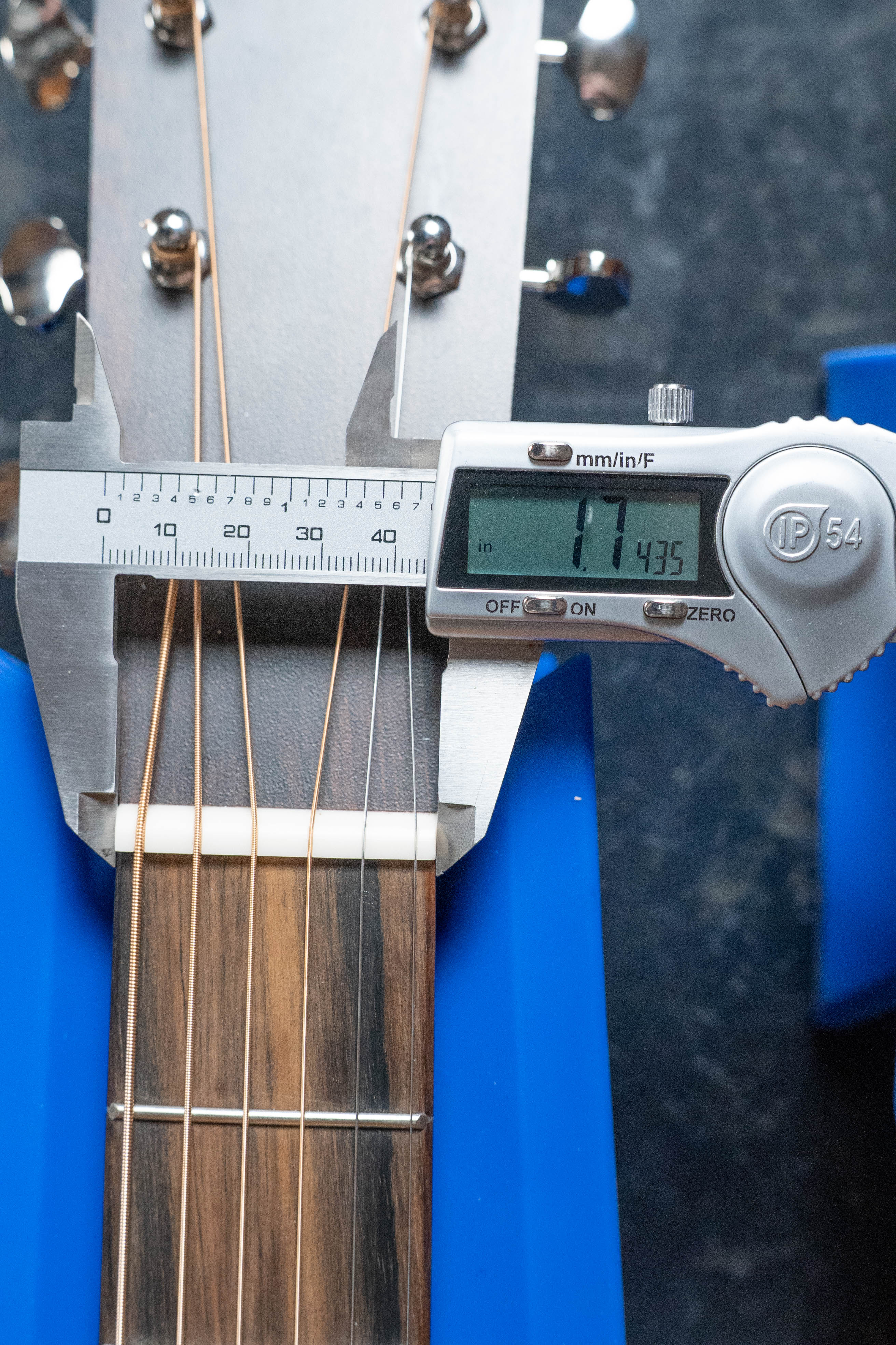 *New 2026 NAMM Model* Martin D-13E Retro Road Series Spruce/Walnut Dreadnought Guitar w/Martin Electronics #7094