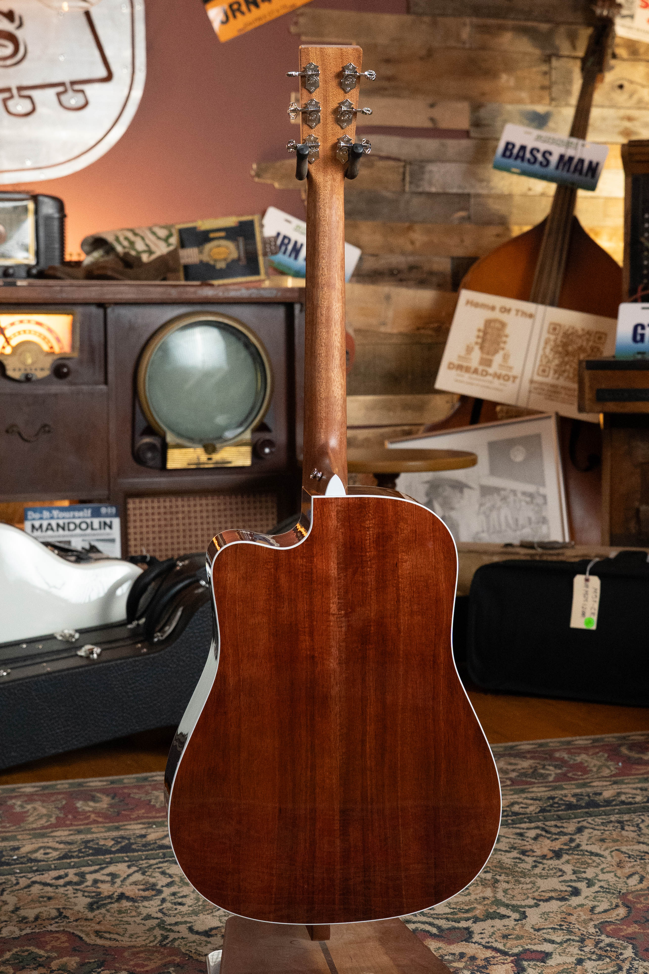 *New 2026 NAMM Model* Martin DC-13E Modern Road Series Spruce/Koa Fine Veneer Cutaway Dreadnought Guitar w/Martin Electronics #4610