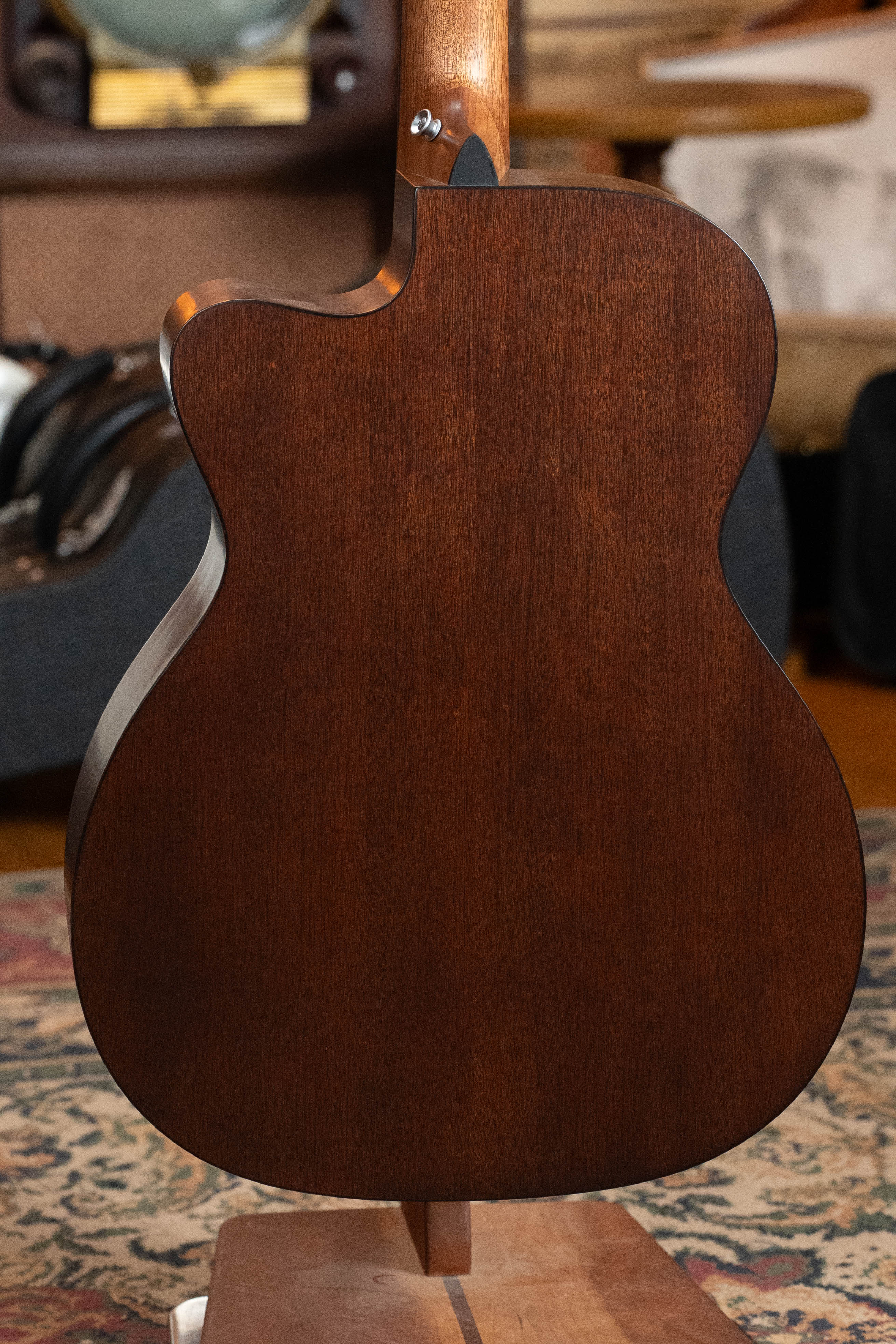 *New 2026 NAMM Model* Martin OMC-10E Modern Burst Road Series Spruce/Sapele Orchestra Model Cutaway Guitar w/Martin Electronics #7016