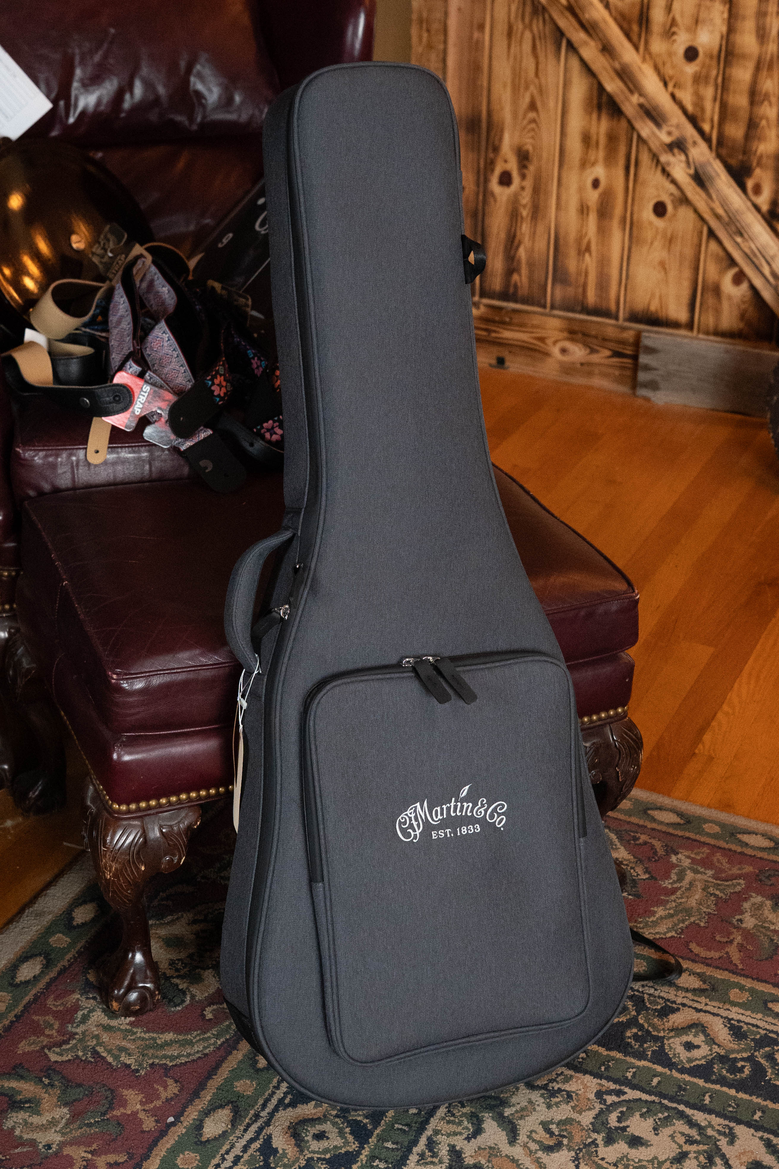 *New 2026 NAMM Model* Martin OMC-10E Modern Burst Road Series Spruce/Sapele Orchestra Model Cutaway Guitar w/Martin Electronics #7016