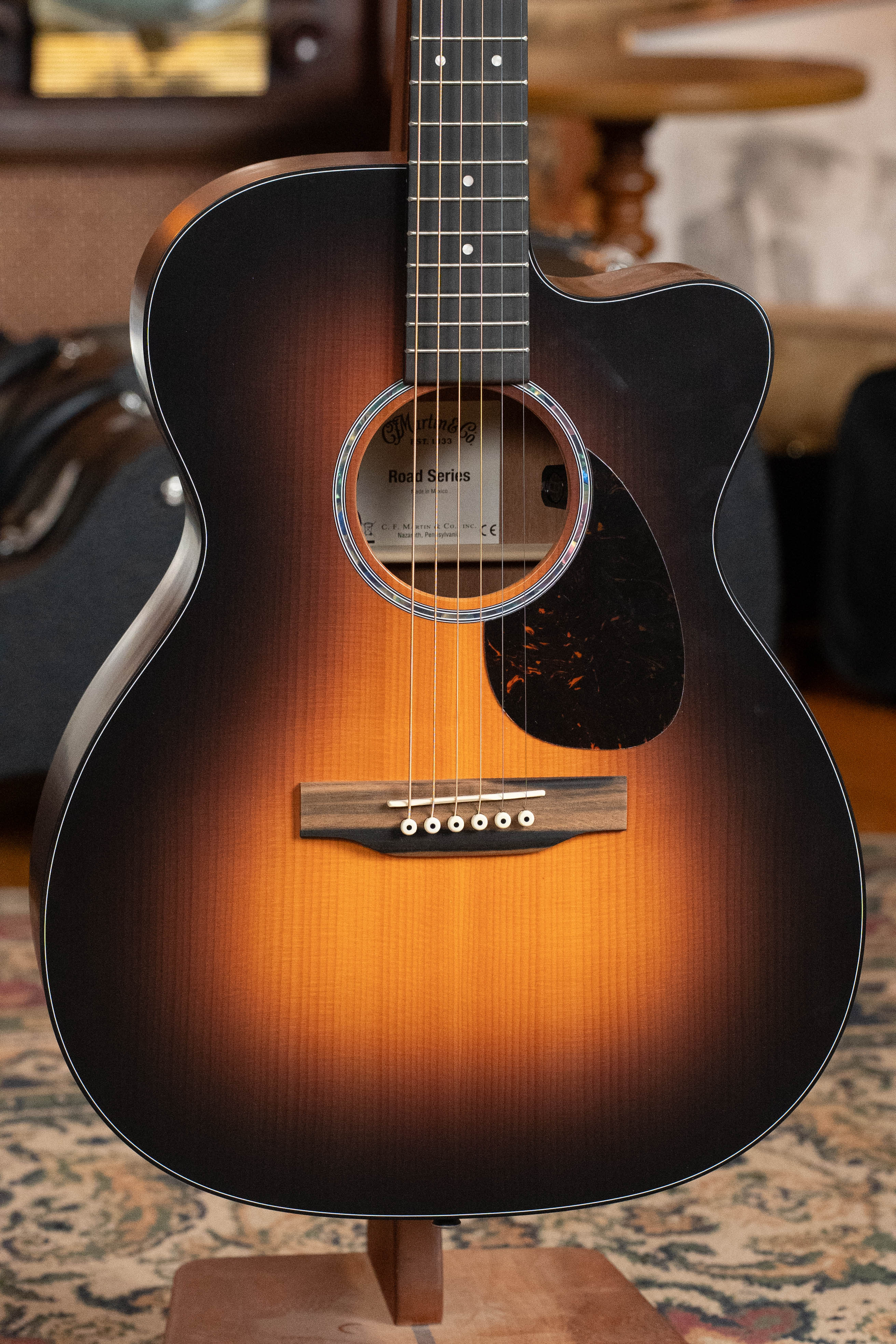 *New 2026 NAMM Model* Martin OMC-10E Modern Burst Road Series Spruce/Sapele Orchestra Model Cutaway Guitar w/Martin Electronics #7016