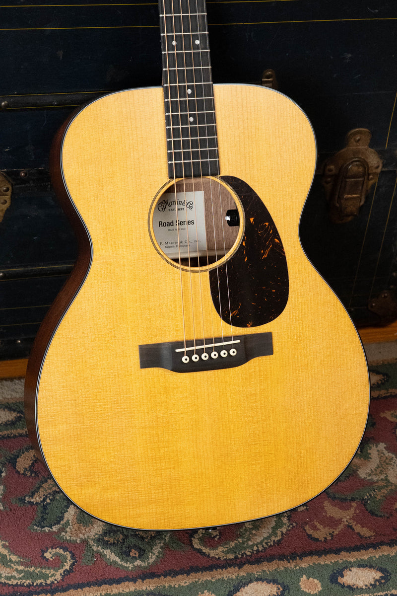 *New 2026 Model* Martin OOO-10E Retro Road Series Spruce/Sapele OOO Guitar w/Martin Electronics #1156