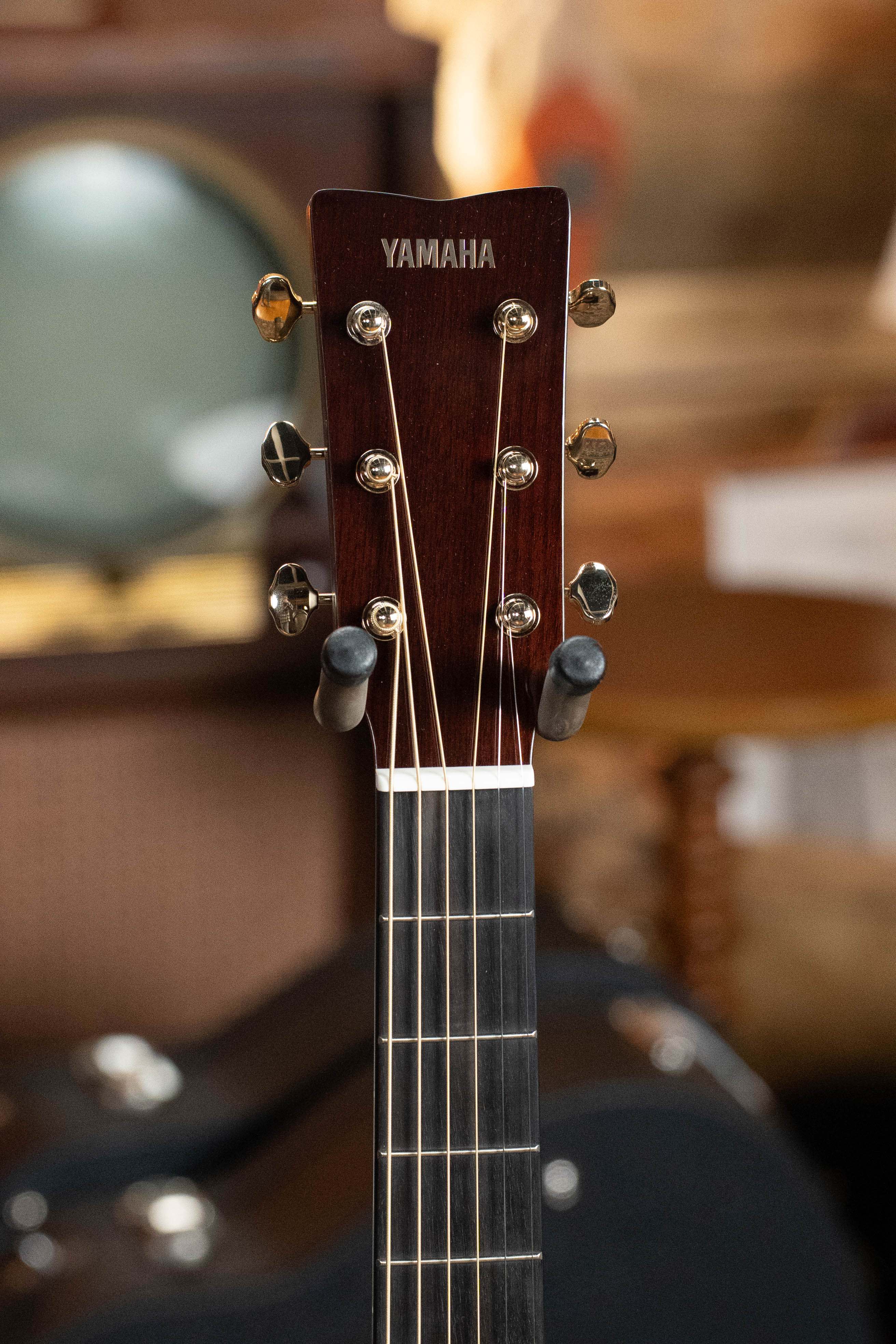 *New 2026 Model* Yamaha TAS3C-NT Sitka/Mahogany Natural Concert Guitar w/the NEWEST TransAcoustic System #0095