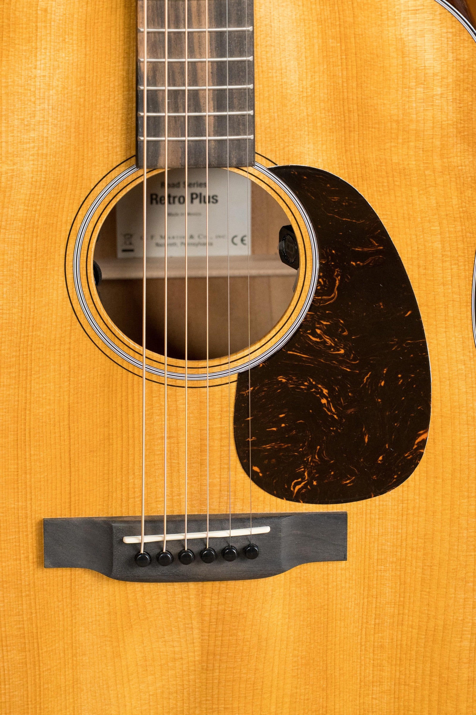 *New 2025 Model* Martin DE Retro Plus Torrefied Spruce/Mahogany Dreadnought Guitar w/Martin Electronics #0557