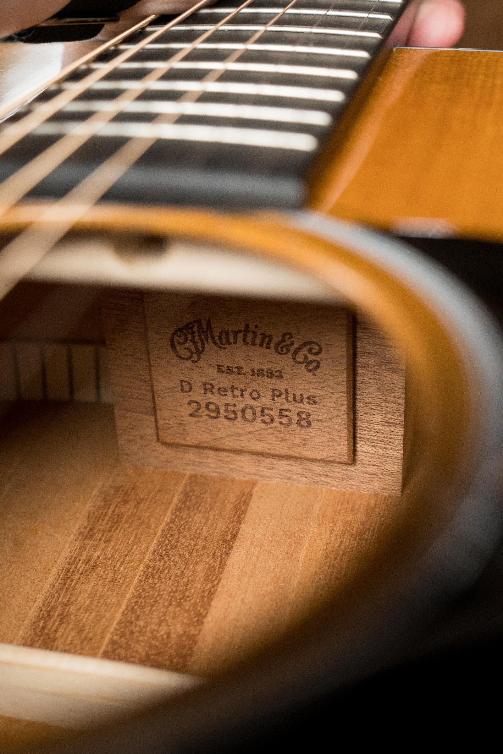 *New 2025 Model* Martin DE Retro Plus Torrefied Spruce/Mahogany Dreadnought Guitar w/Martin Electronics #0558