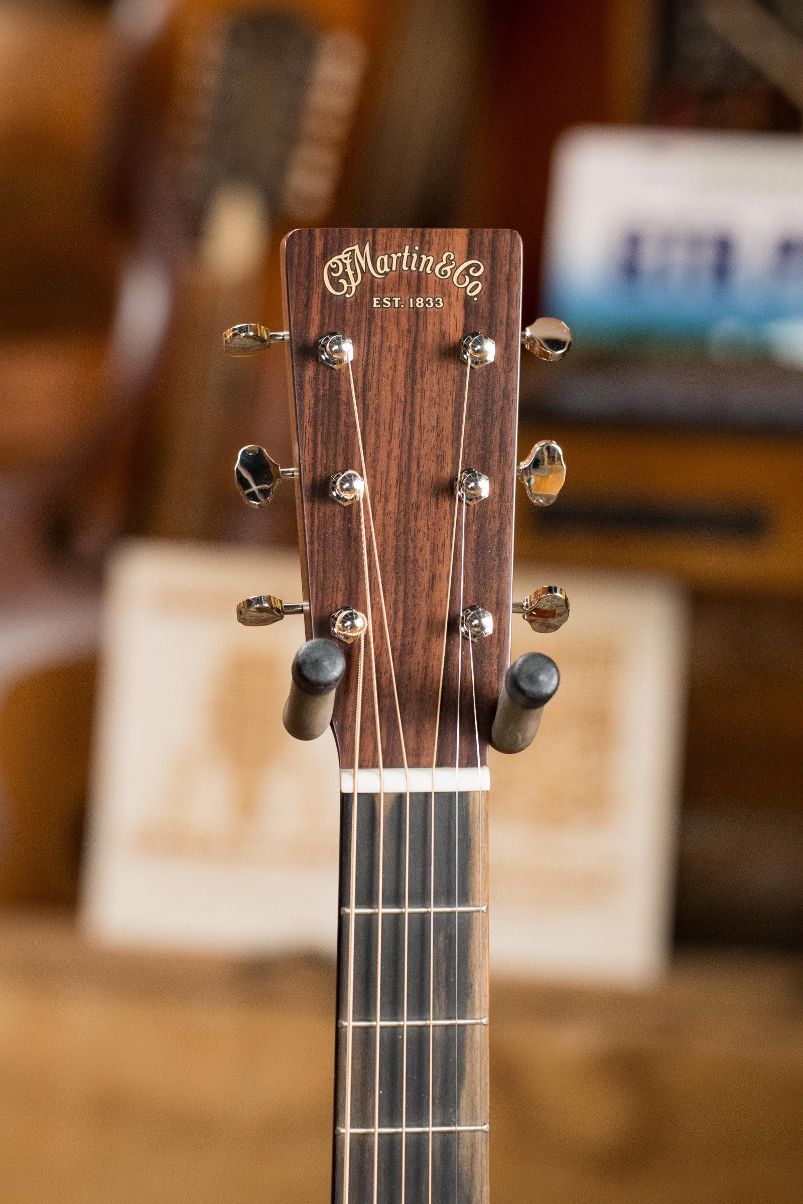 *New 2025 Model* Martin DE Retro Plus Torrefied Spruce/Mahogany Dreadnought Guitar w/Martin Electronics #0558