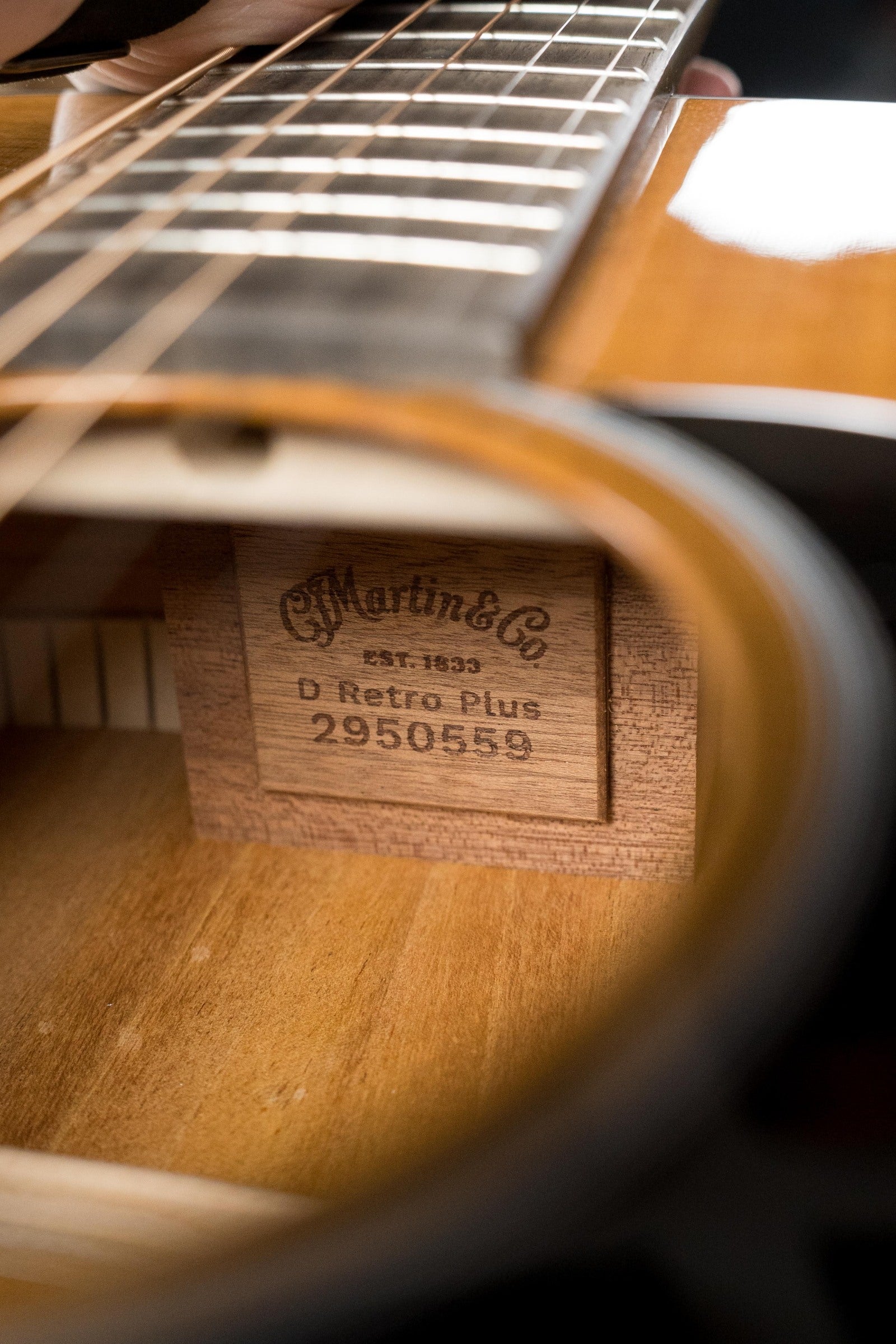 *New 2025 Model* Martin DE Retro Plus Torrefied Spruce/Mahogany Dreadnought Guitar w/Martin Electronics #0559