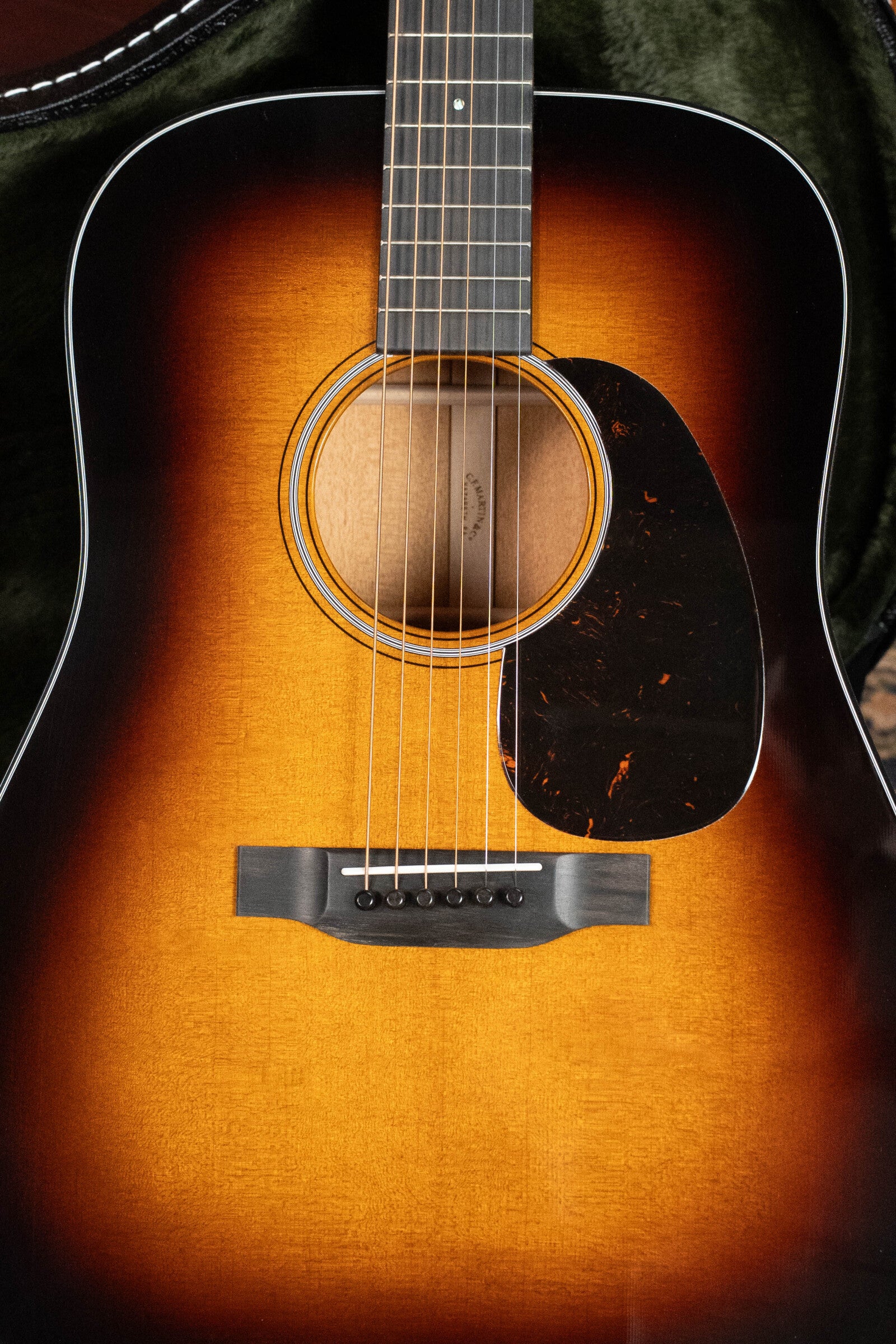 *New 2025 Model* Martin D-18 Spruce/Mahogany 1935 Gloss Sunburst Finish Dreadnought Acoustic Guitar #1937