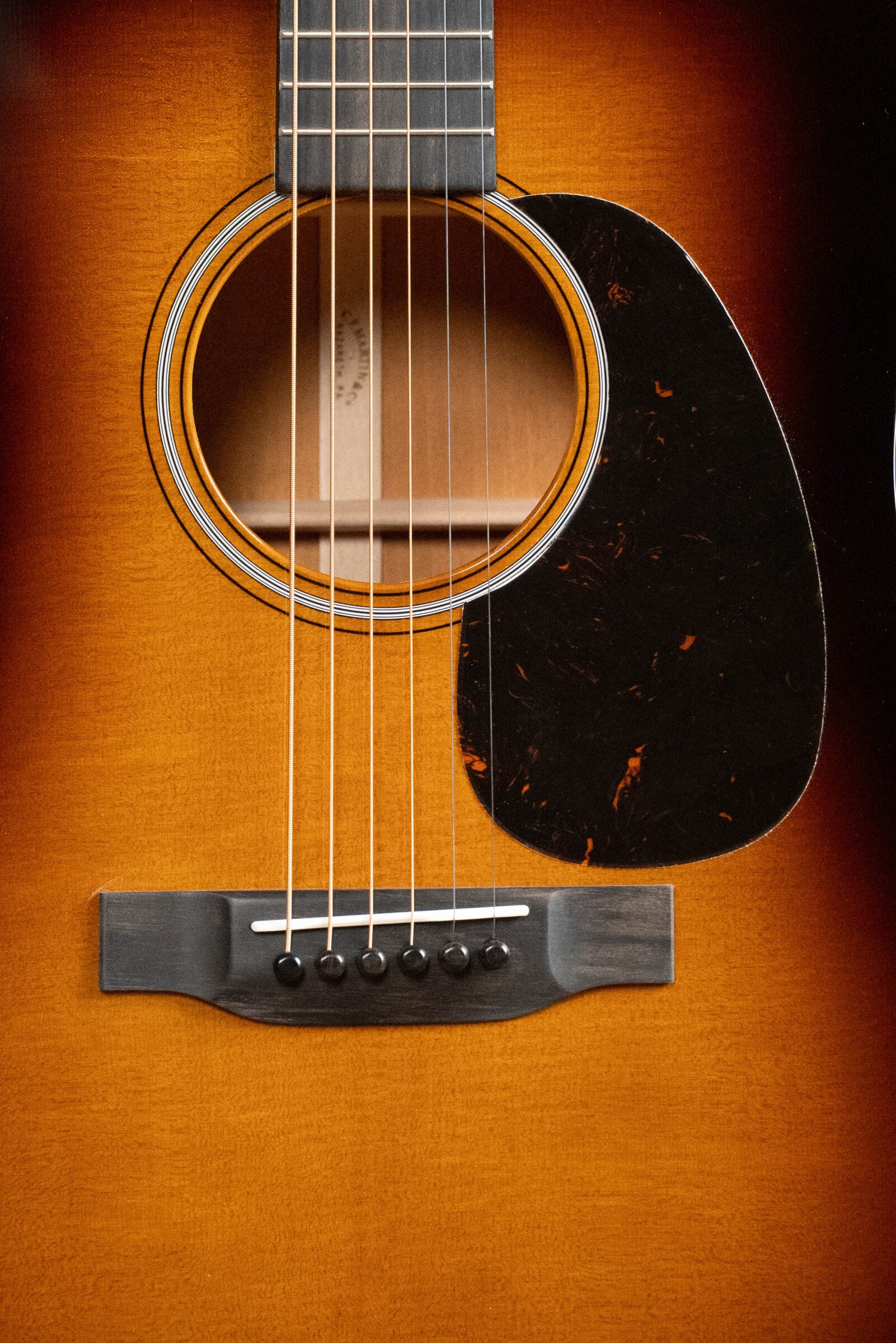 *New 2025 Model* Martin D-18 Spruce/Mahogany 1935 Gloss Sunburst Finish Dreadnought Acoustic Guitar #1937