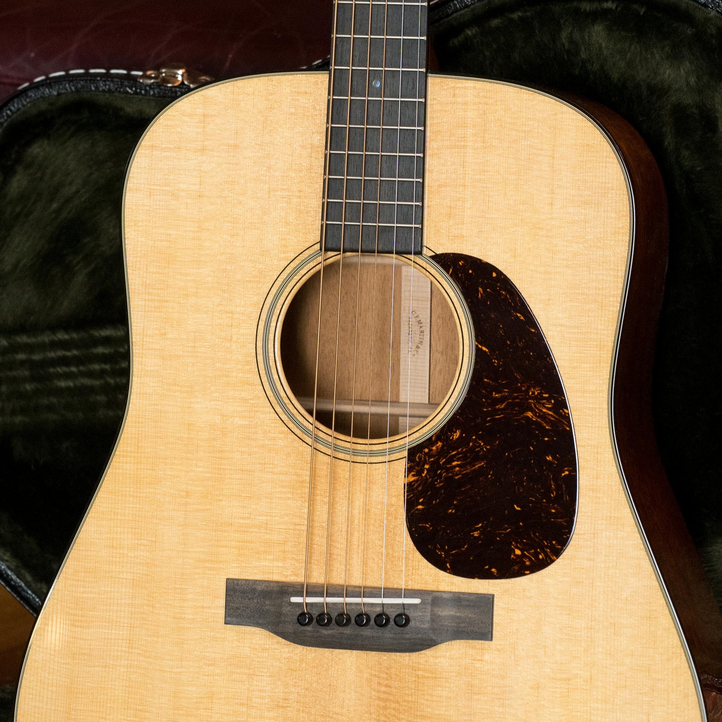 *New 2025 Model* Martin D-18 Spruce/Mahogany Gloss Finish Dreadnought Acoustic Guitar #2404