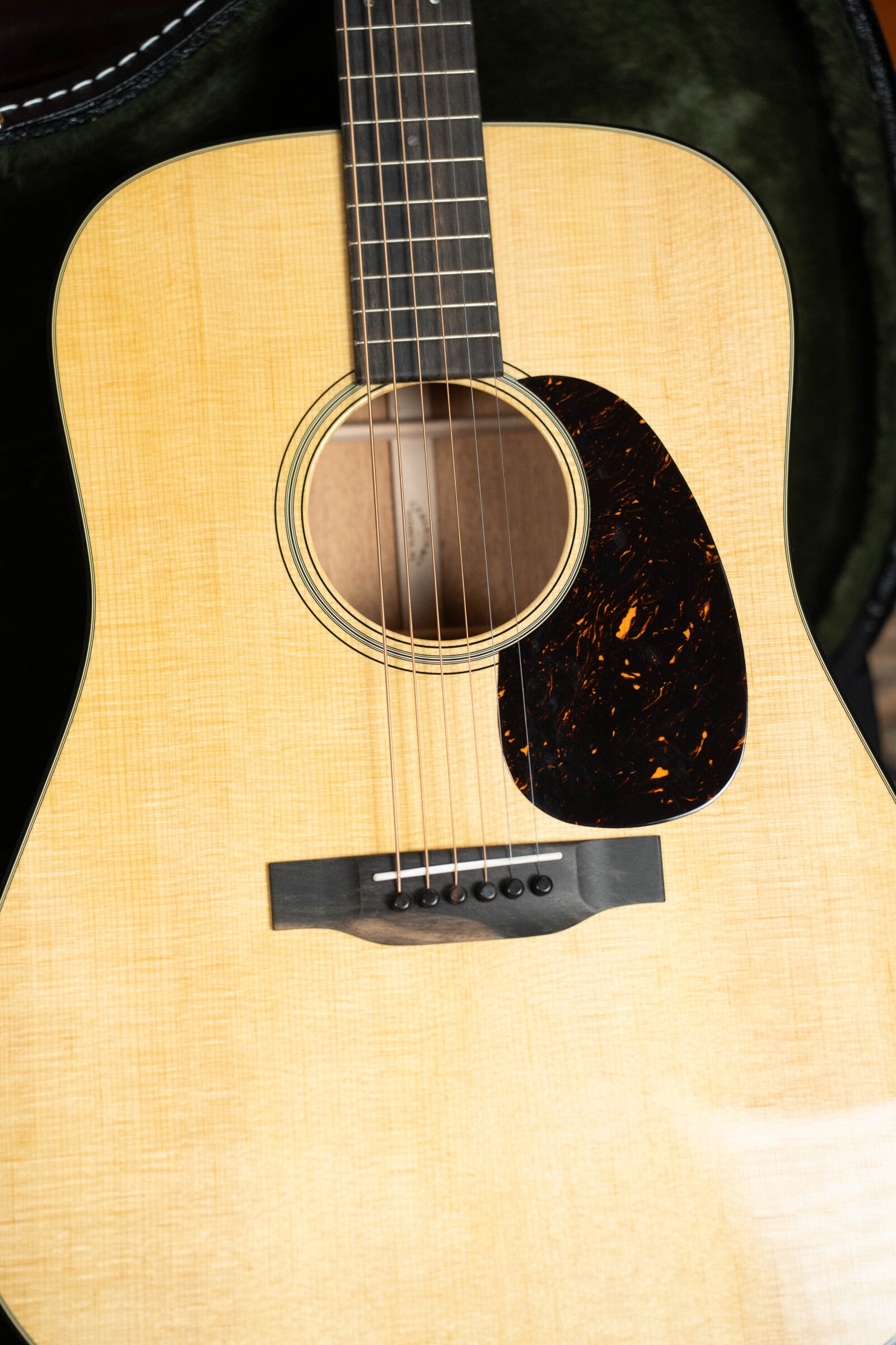 *New 2025 Model* Martin D-18 Spruce/Mahogany Gloss Finish Dreadnought Acoustic Guitar #3976