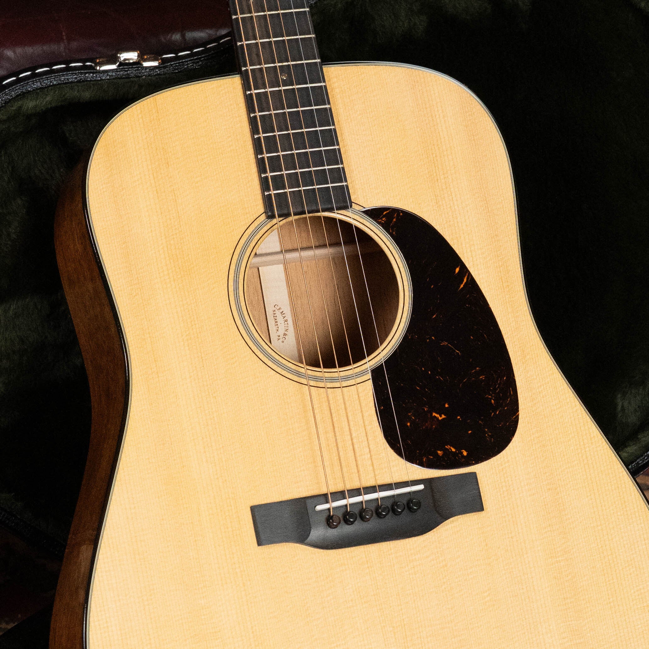 *New 2025 Model* Martin D-18 Spruce/Mahogany Gloss Finish Dreadnought Acoustic Guitar #9047