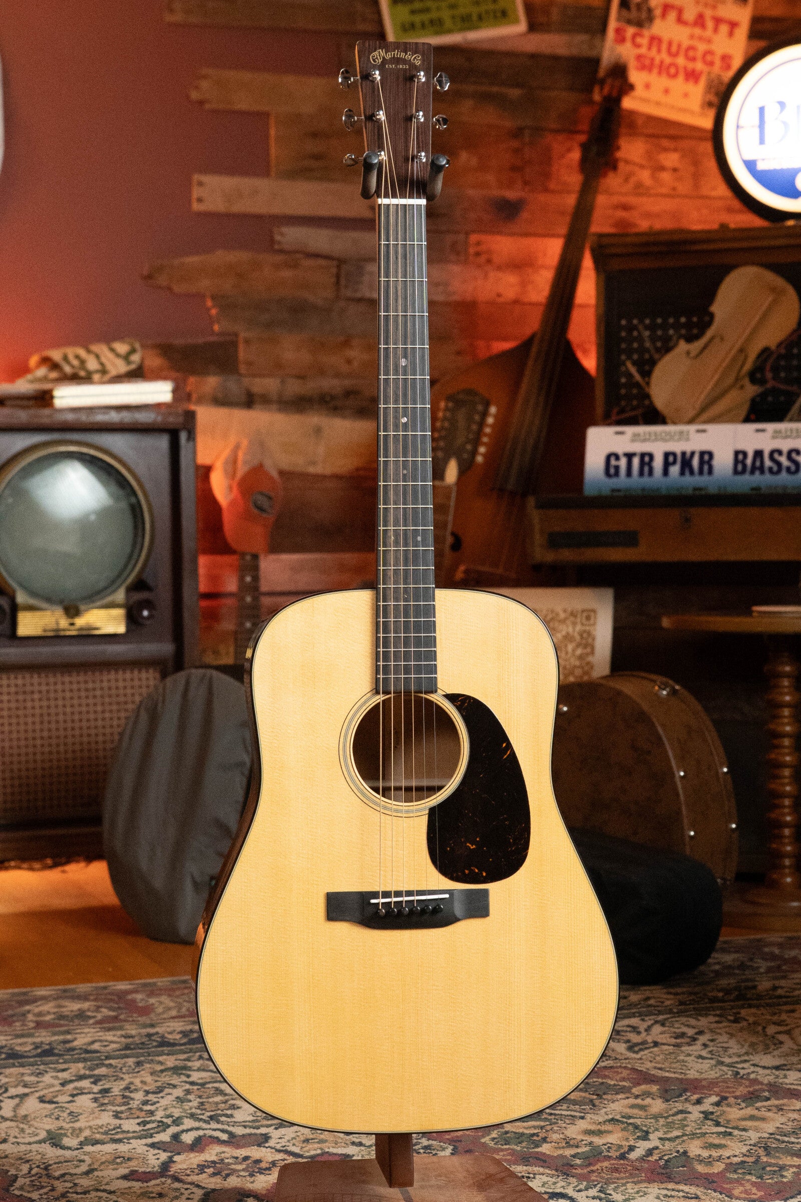 *New 2025 Model* Martin D-18 Spruce/Mahogany Gloss Finish Dreadnought Acoustic Guitar #9047