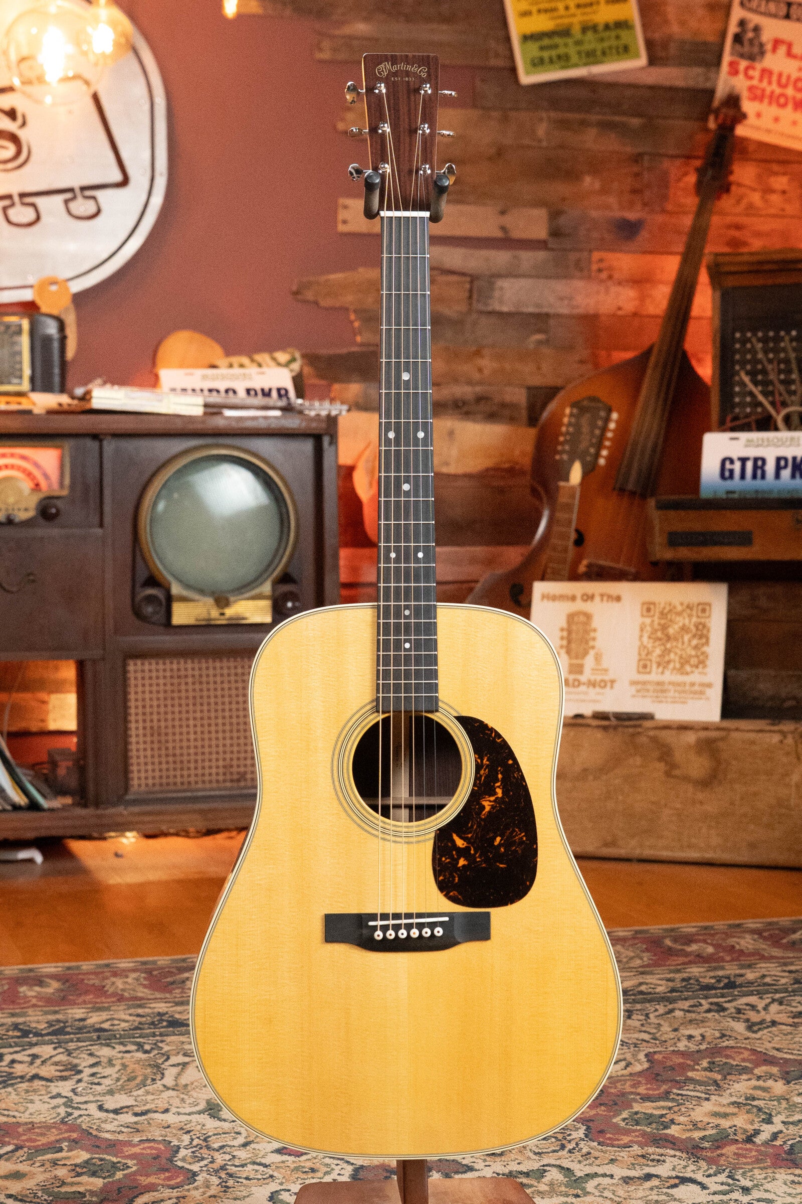 *New 2025 Model* Martin D-28 Gloss Spruce/Indian Rosewood Dreadnought Acoustic Guitar #1568