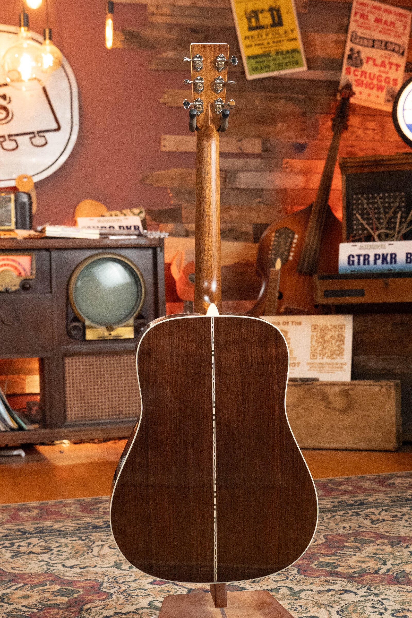 *New 2025 Model* Martin D-28 Gloss Spruce/Indian Rosewood Dreadnought Acoustic Guitar #1568