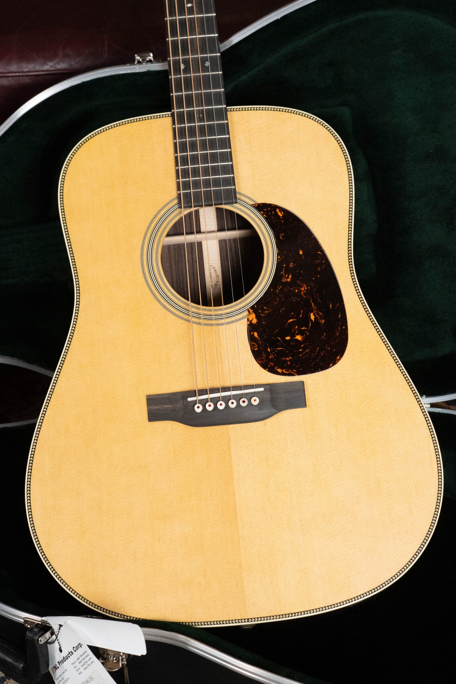 *New 2025 Model* Martin HD-28 Spruce/East Indian Rosewood Dreadnought Acoustic Guitar #0677