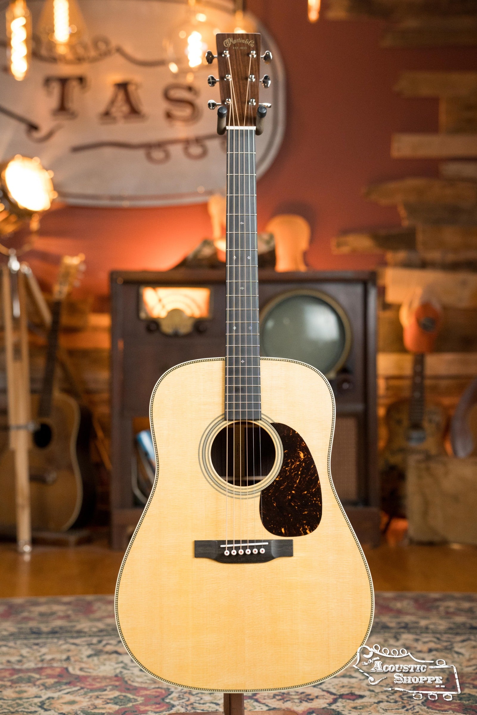 *New 2025 Model* Martin HD-28 Spruce/East Indian Rosewood Dreadnought Acoustic Guitar #0926