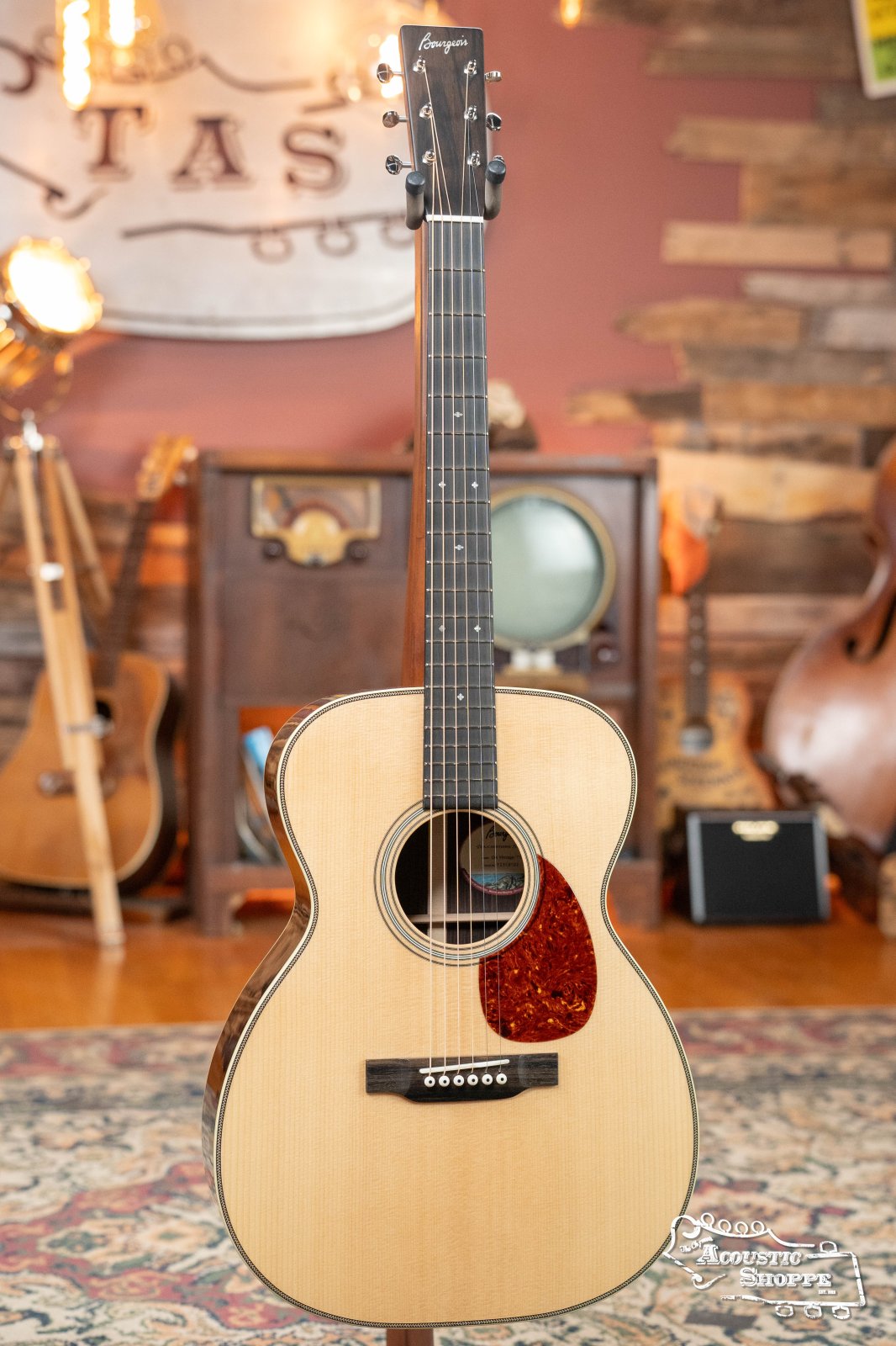 Bourgeois OM Vintage/TS Touchstone Series Orchestra Model Acoustic Guitar #0102
