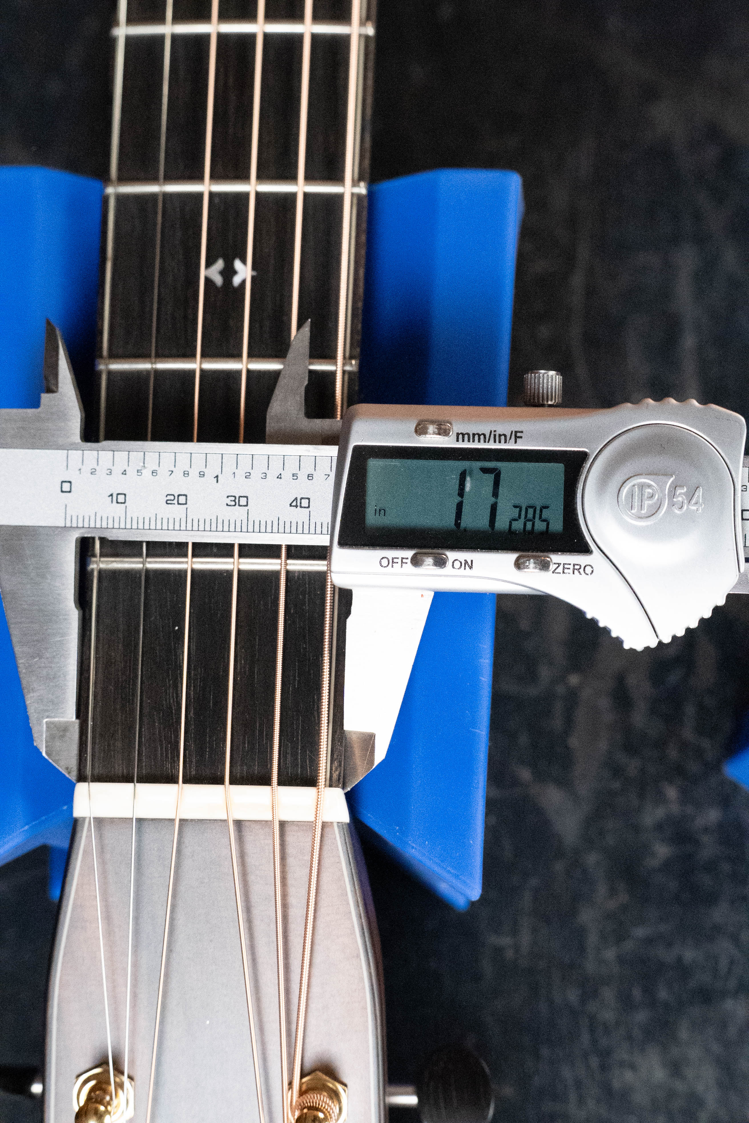 *Dread-Not Certified Floor Model* Bourgeois OM Touchstone Signature Torrefied Alaskan Sitka/Madagascar Rosewood Acoustic Guitar #9209