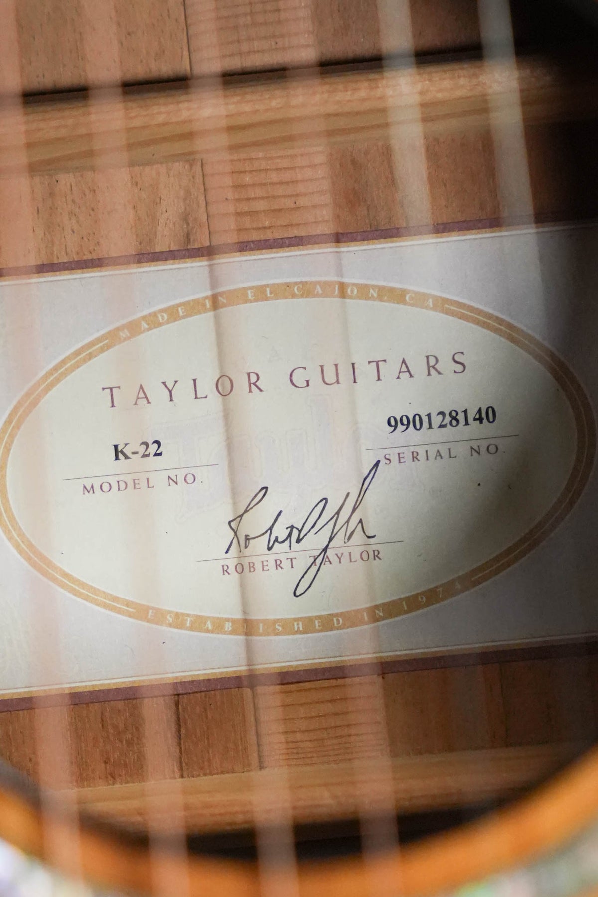 (Pre-Owned) 1999 Taylor K22 Grand Concert Acoustic Guitar #8140
