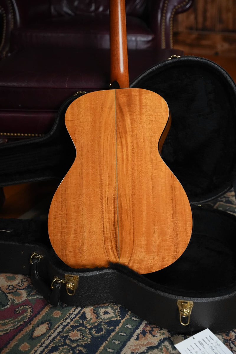 (Pre-Owned) 1999 Taylor K22 Grand Concert Acoustic Guitar #8140