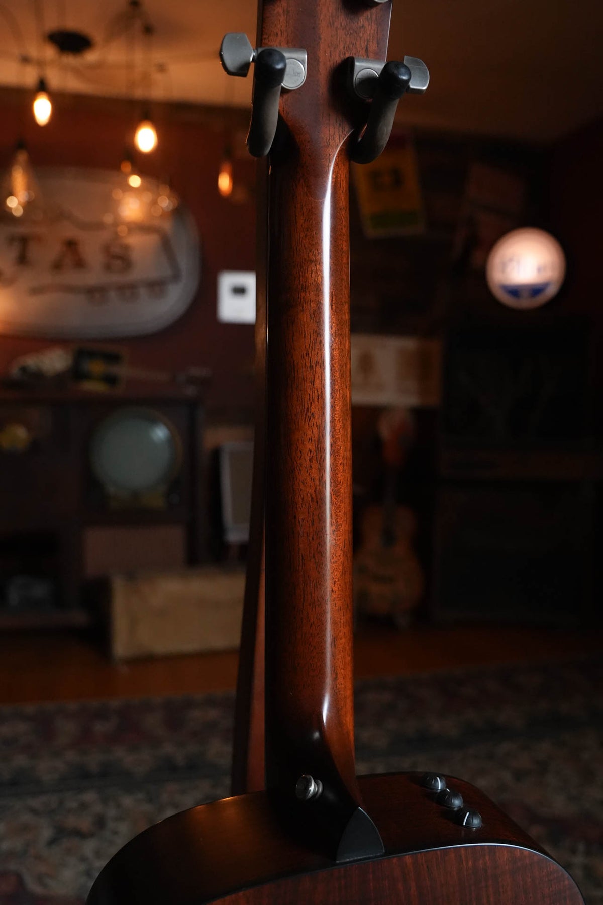 (Pre-Owned) Taylor 322e Grand Concert Acoustic-Electric #6030