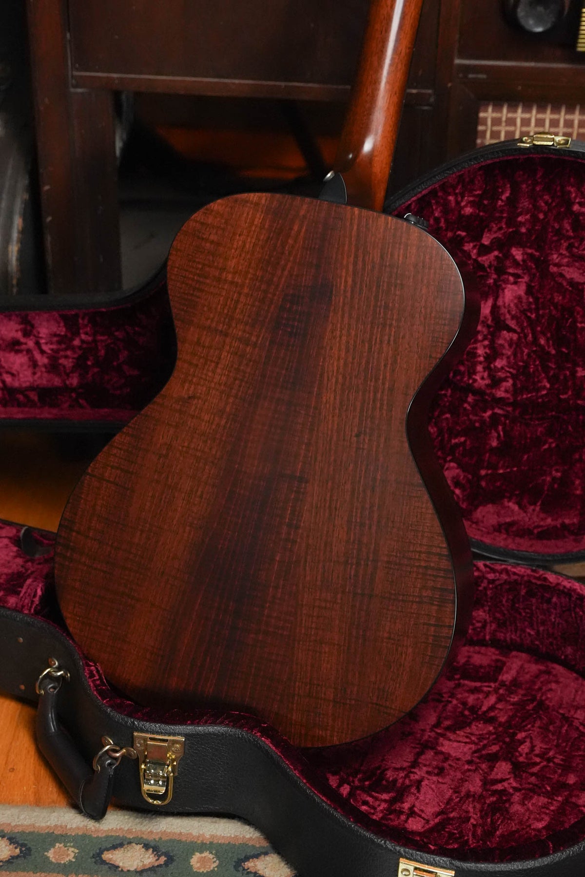 (Pre-Owned) Taylor 322e Grand Concert Acoustic-Electric #6030