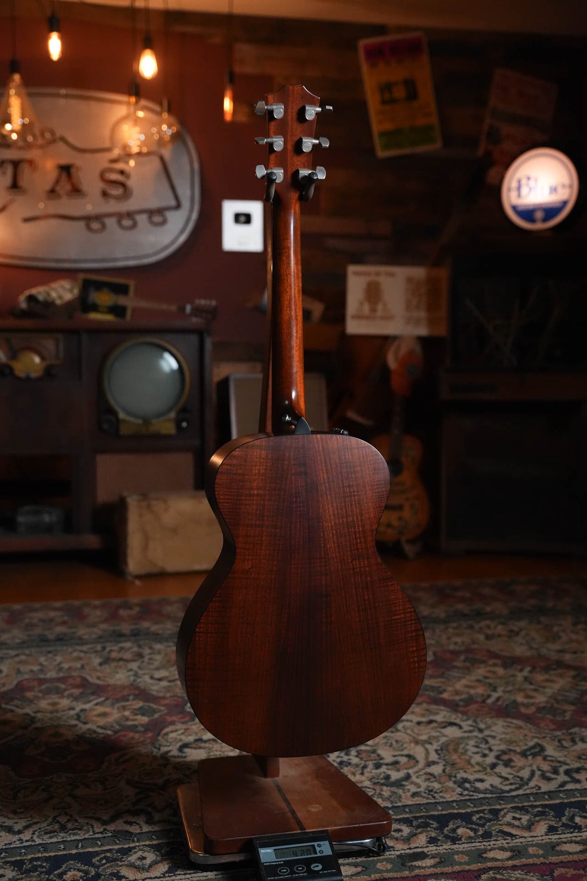 (Pre-Owned) Taylor 322e Grand Concert Acoustic-Electric #6030
