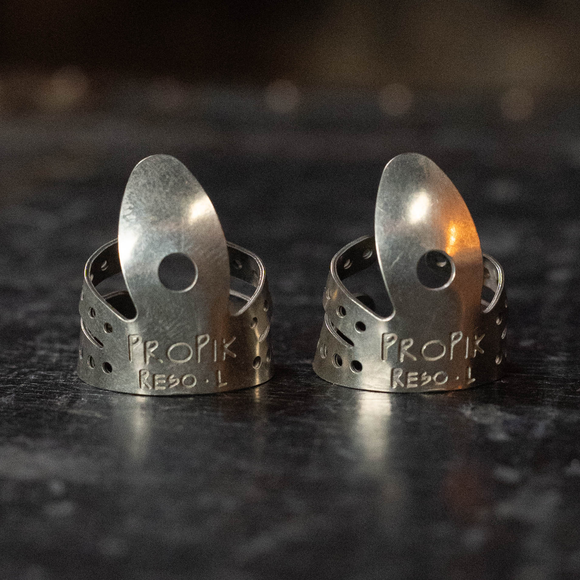 (2-Pack) ProPik Reso Nickel Split Wrap Large Finger Pick (11-203-1412)