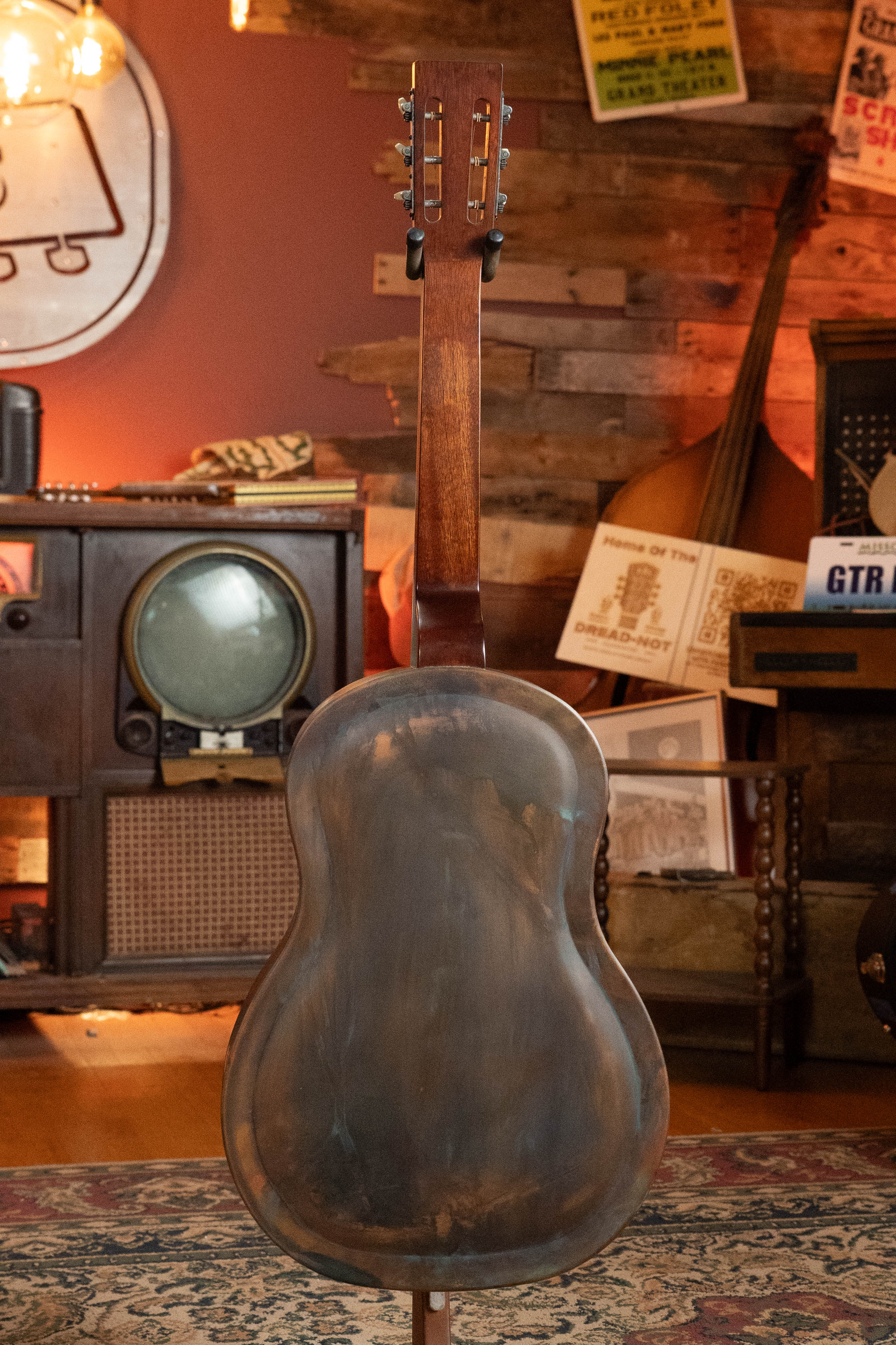 (Used) Republic Tricone Metal Square-neck Guitar