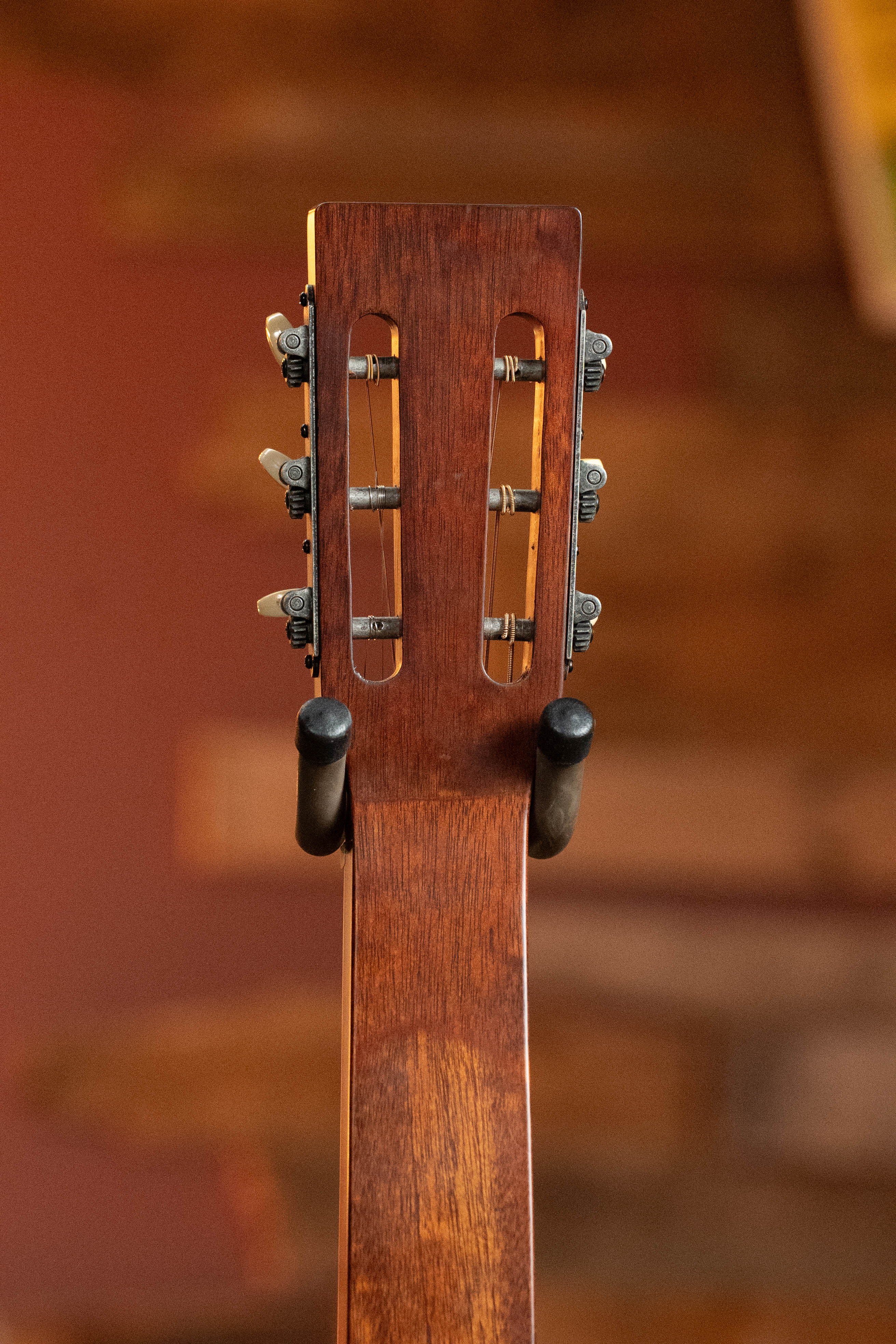 (Used) Republic Tricone Metal Square-neck Guitar