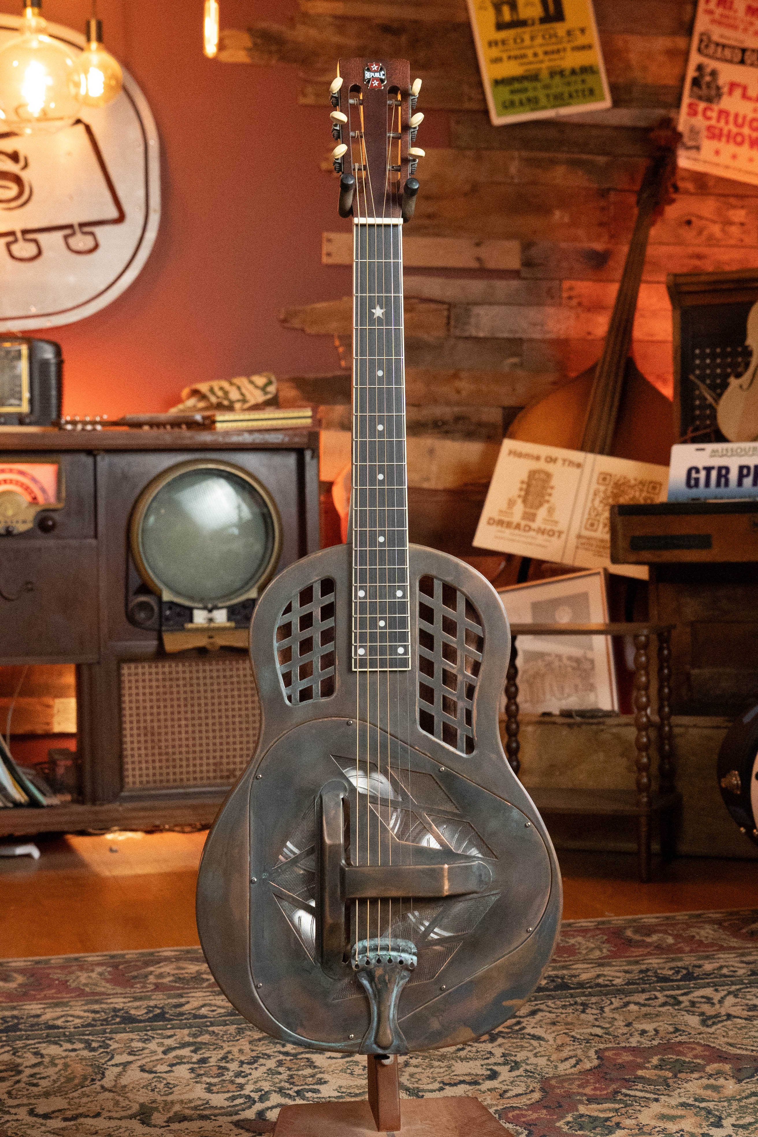 (Used) Republic Tricone Metal Square-neck Guitar