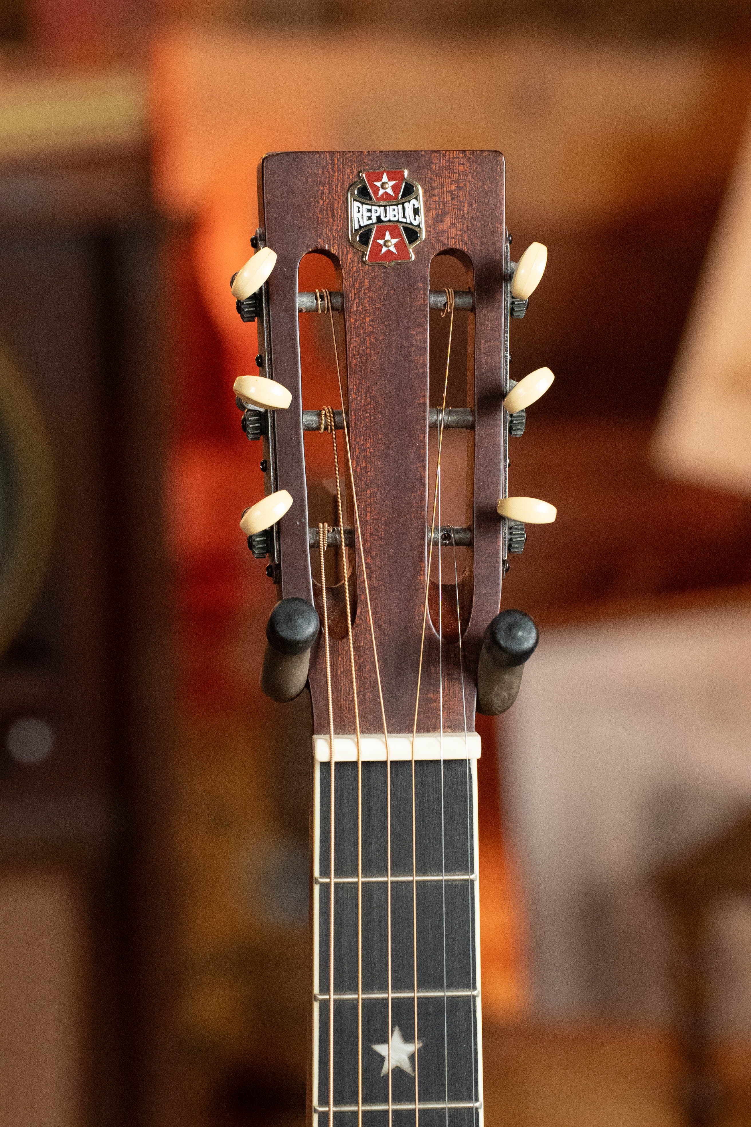 (Used) Republic Tricone Metal Square-neck Guitar