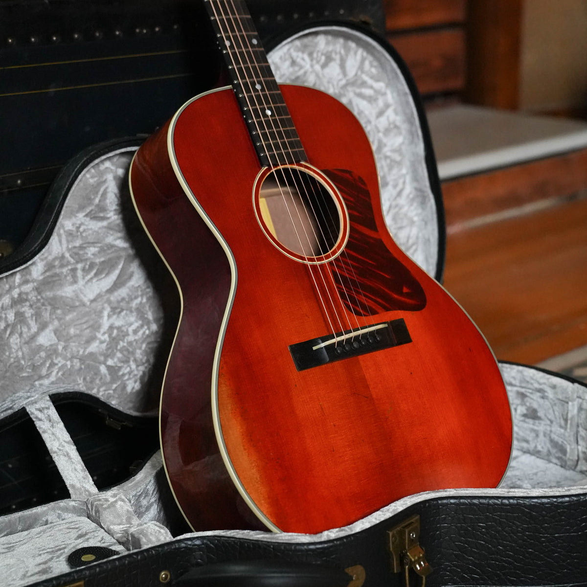 *Stage Ready* Eastman E10OOSS/V OO Slope Shoulder Acoustic Guitar #0724