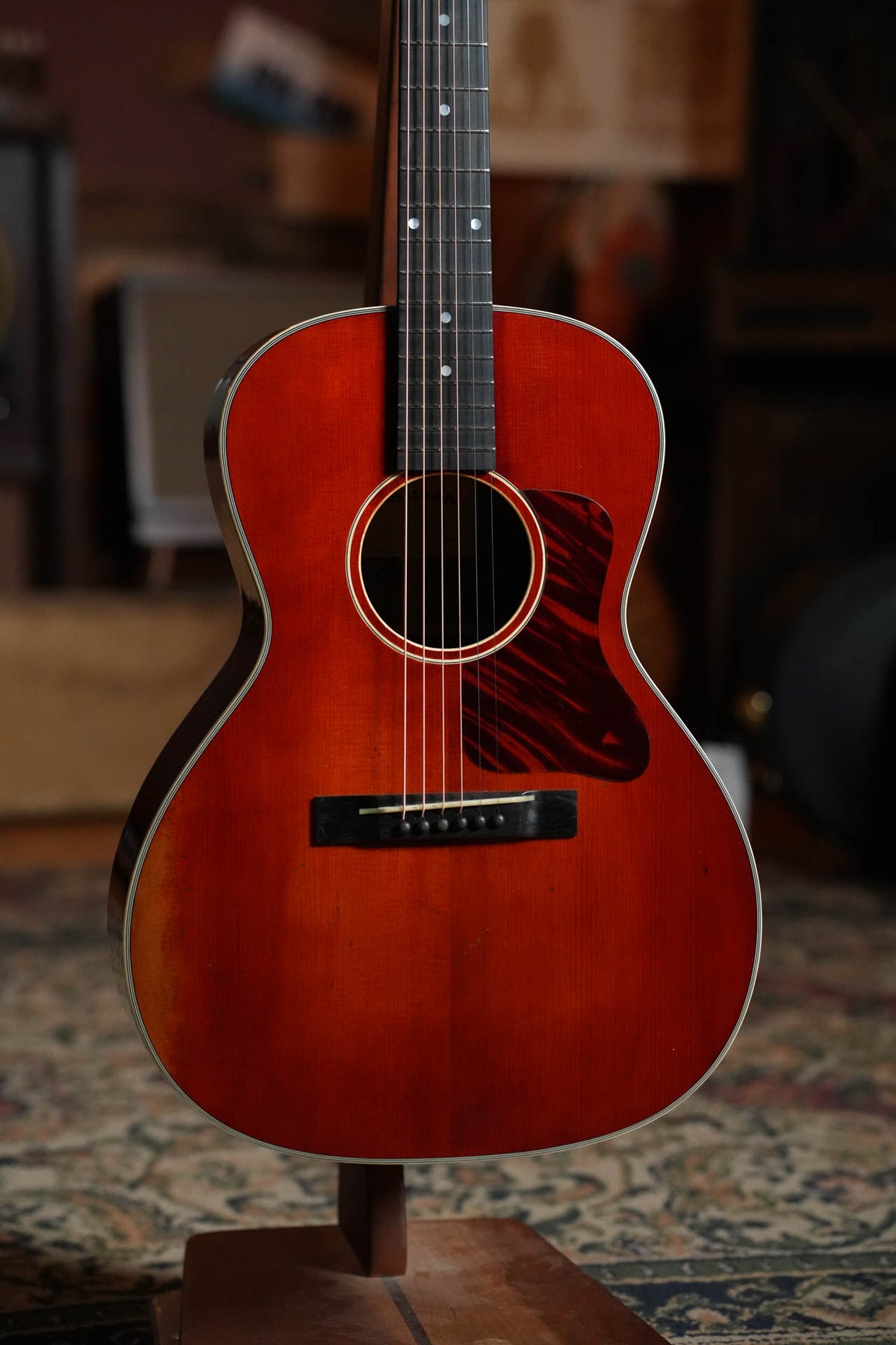 *Stage Ready* Eastman E10OOSS/V OO Slope Shoulder Acoustic Guitar #0724