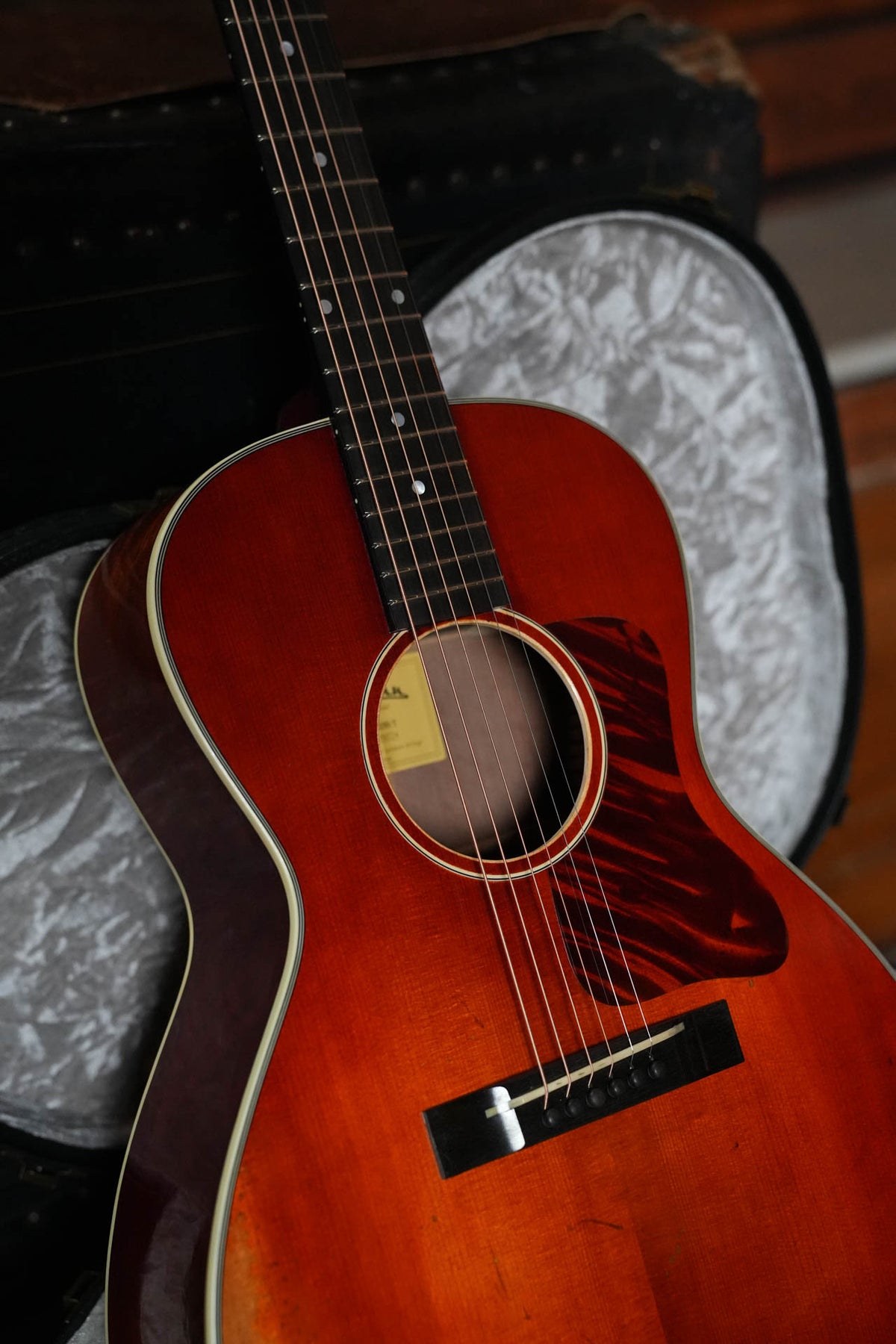 *Stage Ready* Eastman E10OOSS/V OO Slope Shoulder Acoustic Guitar #0724