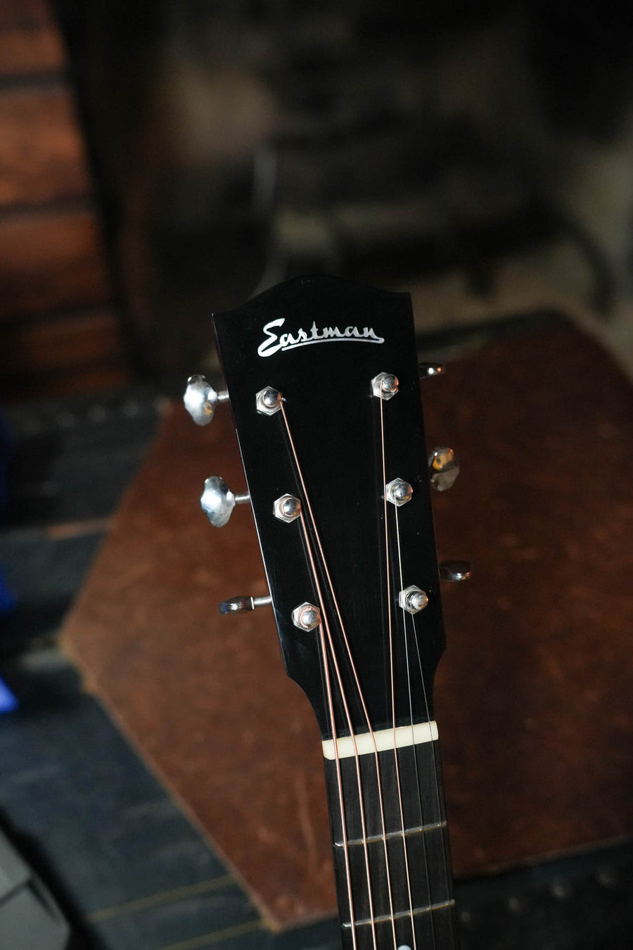 *Stage Ready* Eastman E10OOSS/V OO Slope Shoulder Acoustic Guitar #0724