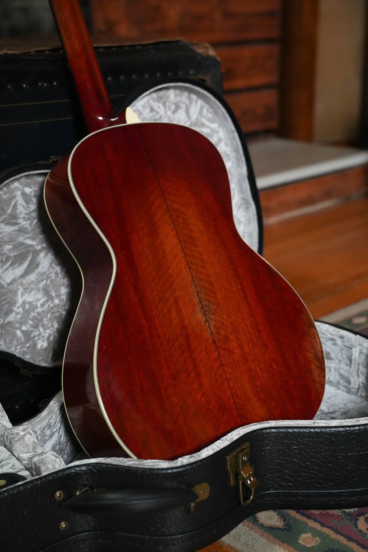 *Stage Ready* Eastman E10OOSS/V OO Slope Shoulder Acoustic Guitar #0724