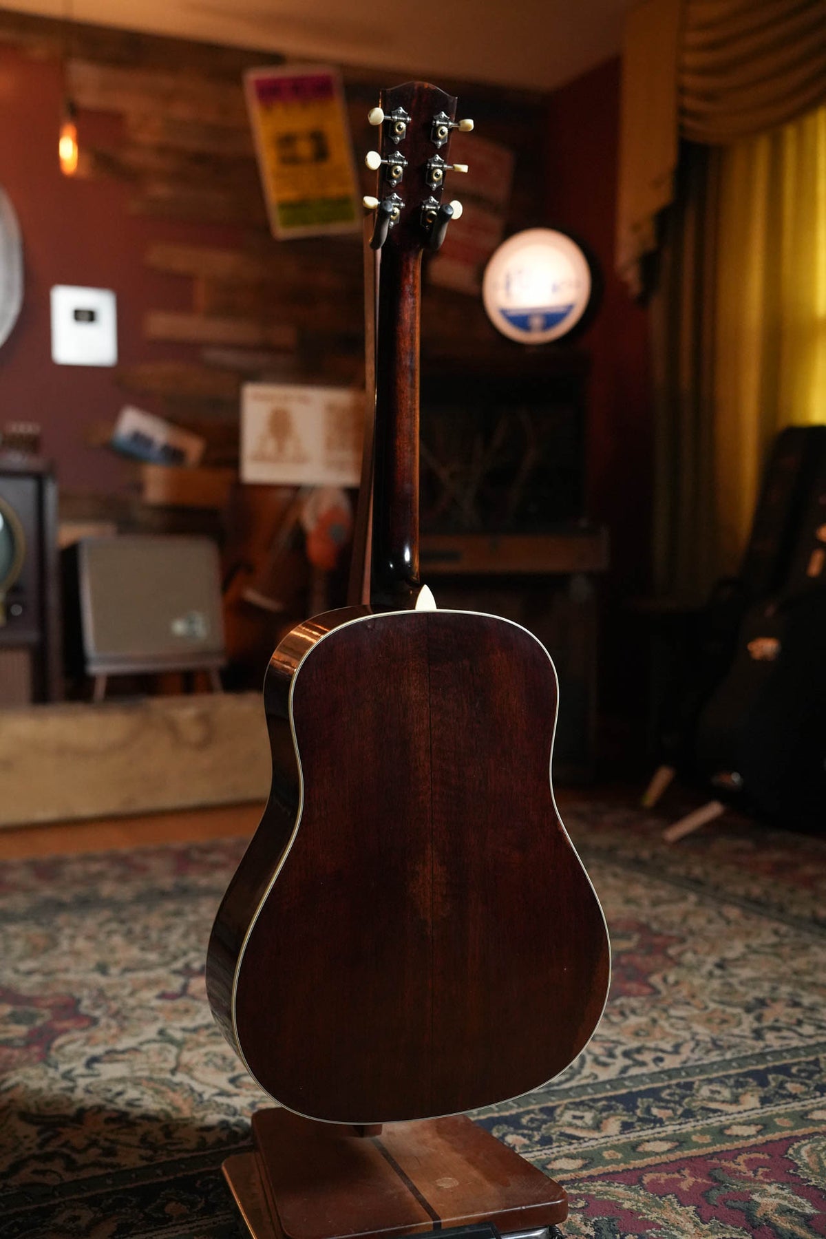 *Stage Ready* Eastman E15SS/V-SB Slope Shoulder Acoustic Guitar #0249