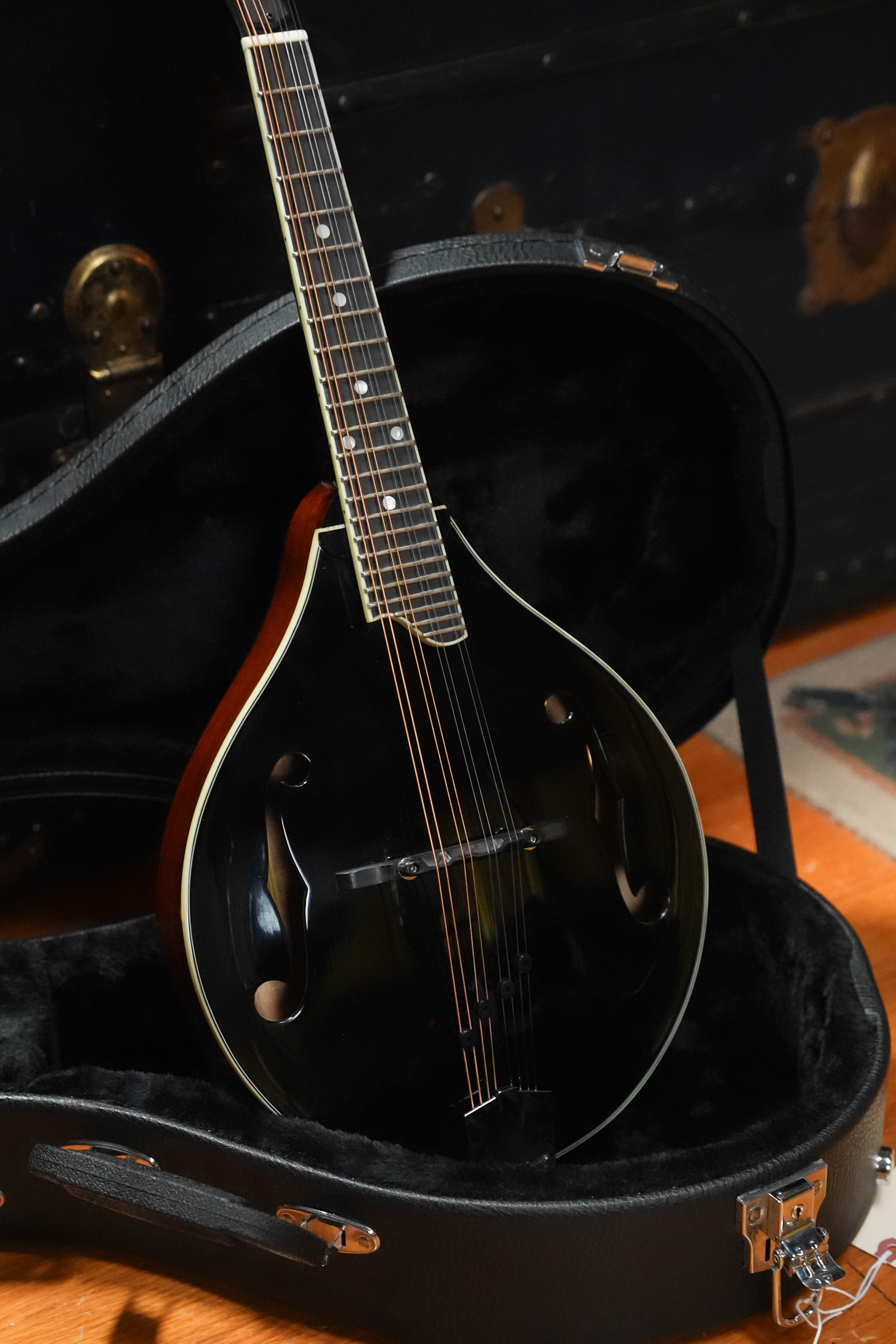 *Stage Ready* Eastman MD505-BK-LTD A-Style Mandolin w/ F-Holes #4800